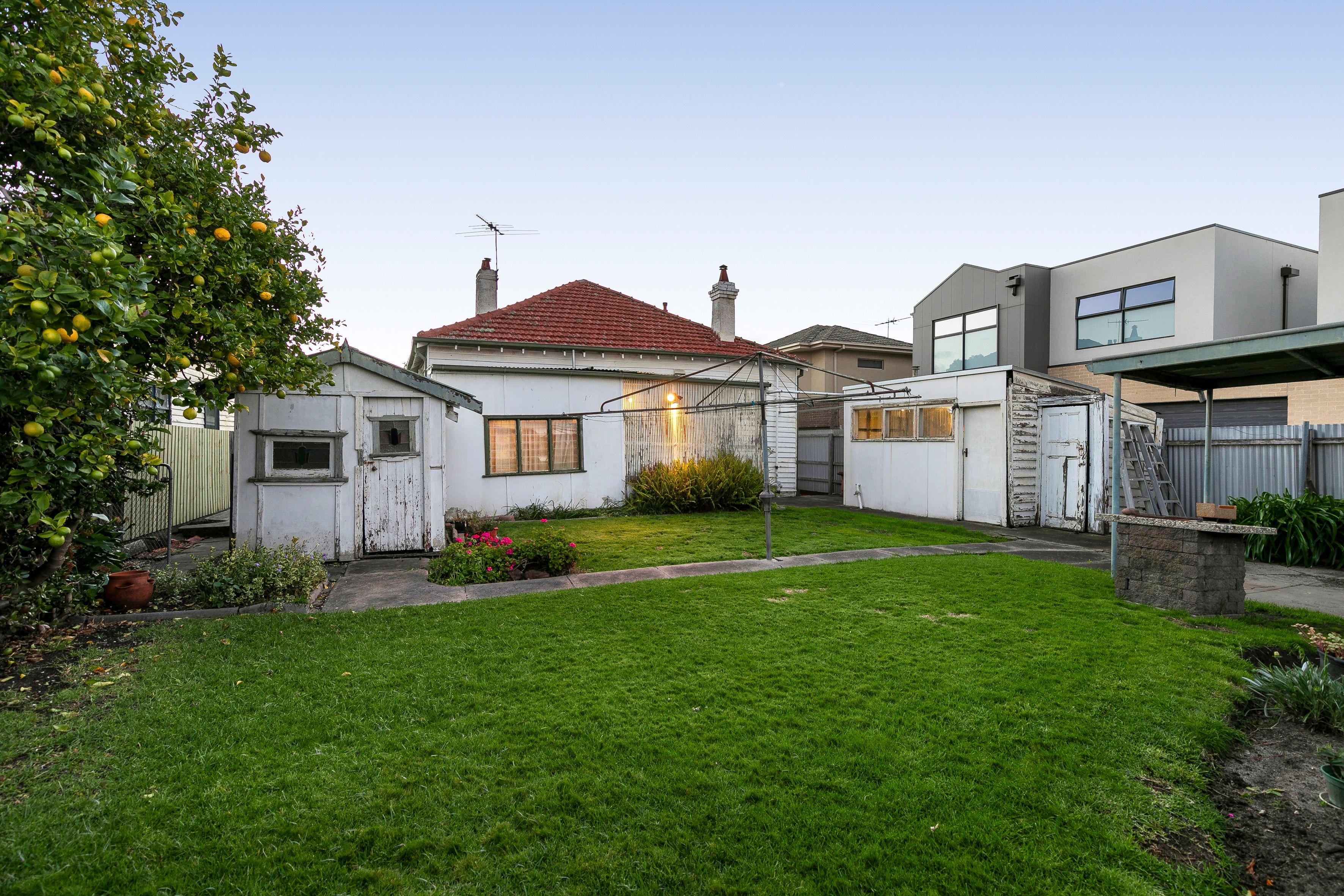 42 Alice Street — photo 18 of 19
