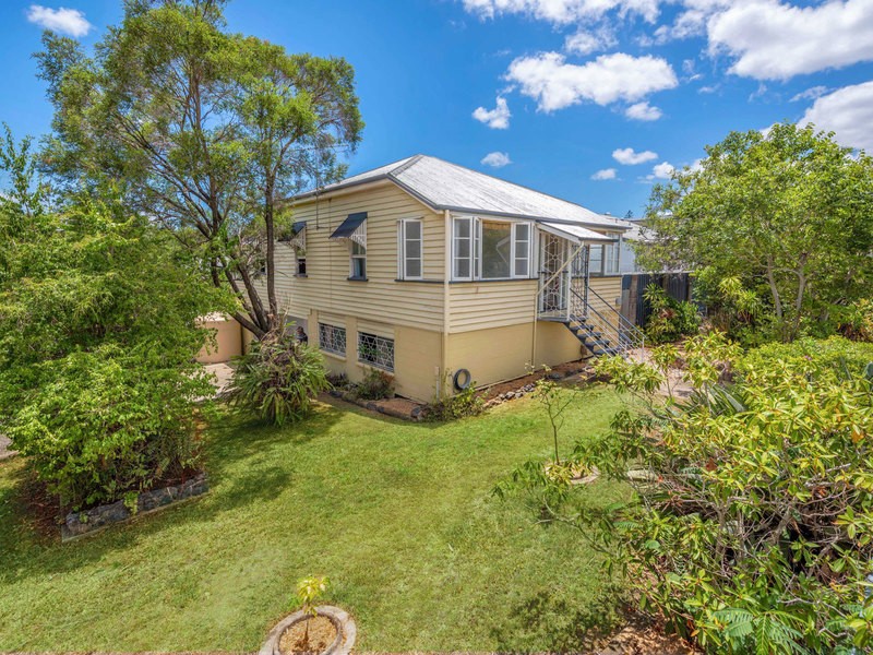 27 Garden Terrace, Newmarket, QLD 4051