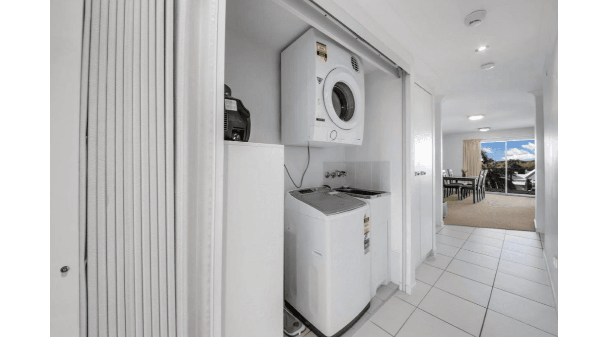 24/22 Barney Street — photo 8 of 10