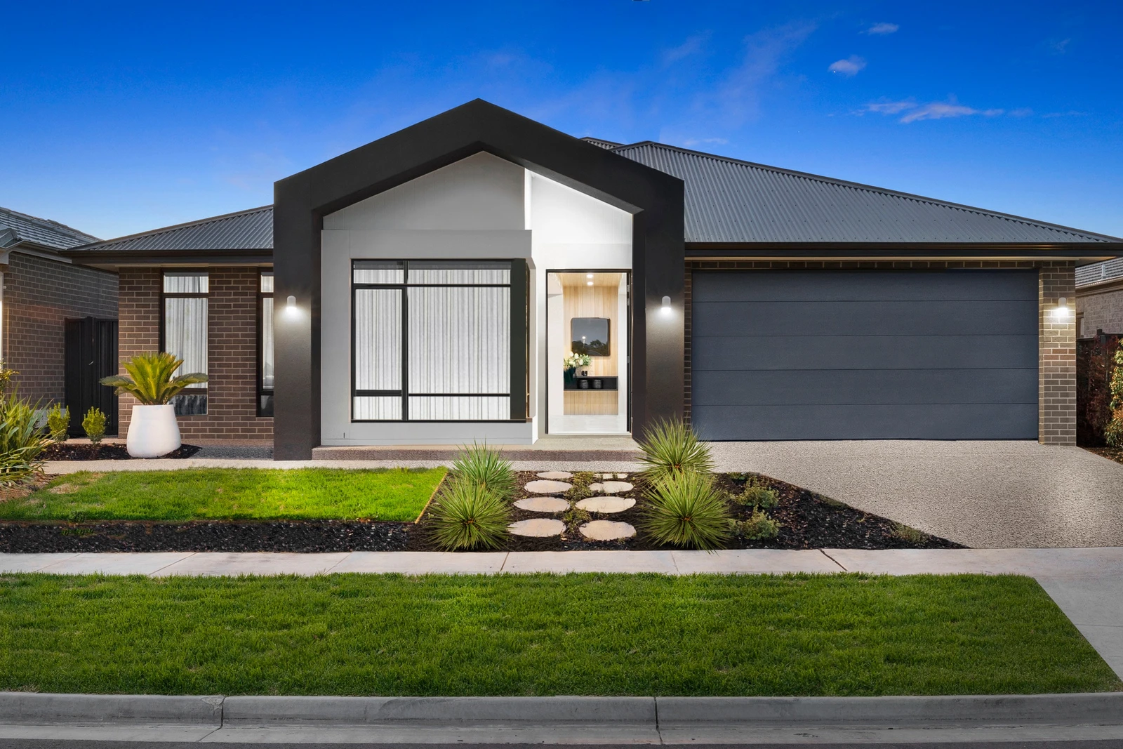 44 Holstein Crescent, Tarneit, VIC 3029