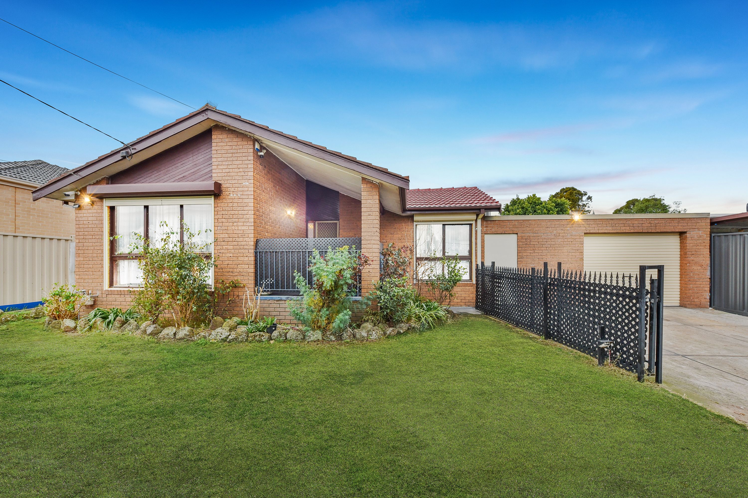 21 Raphael Drive, Wheelers Hill, VIC 3150