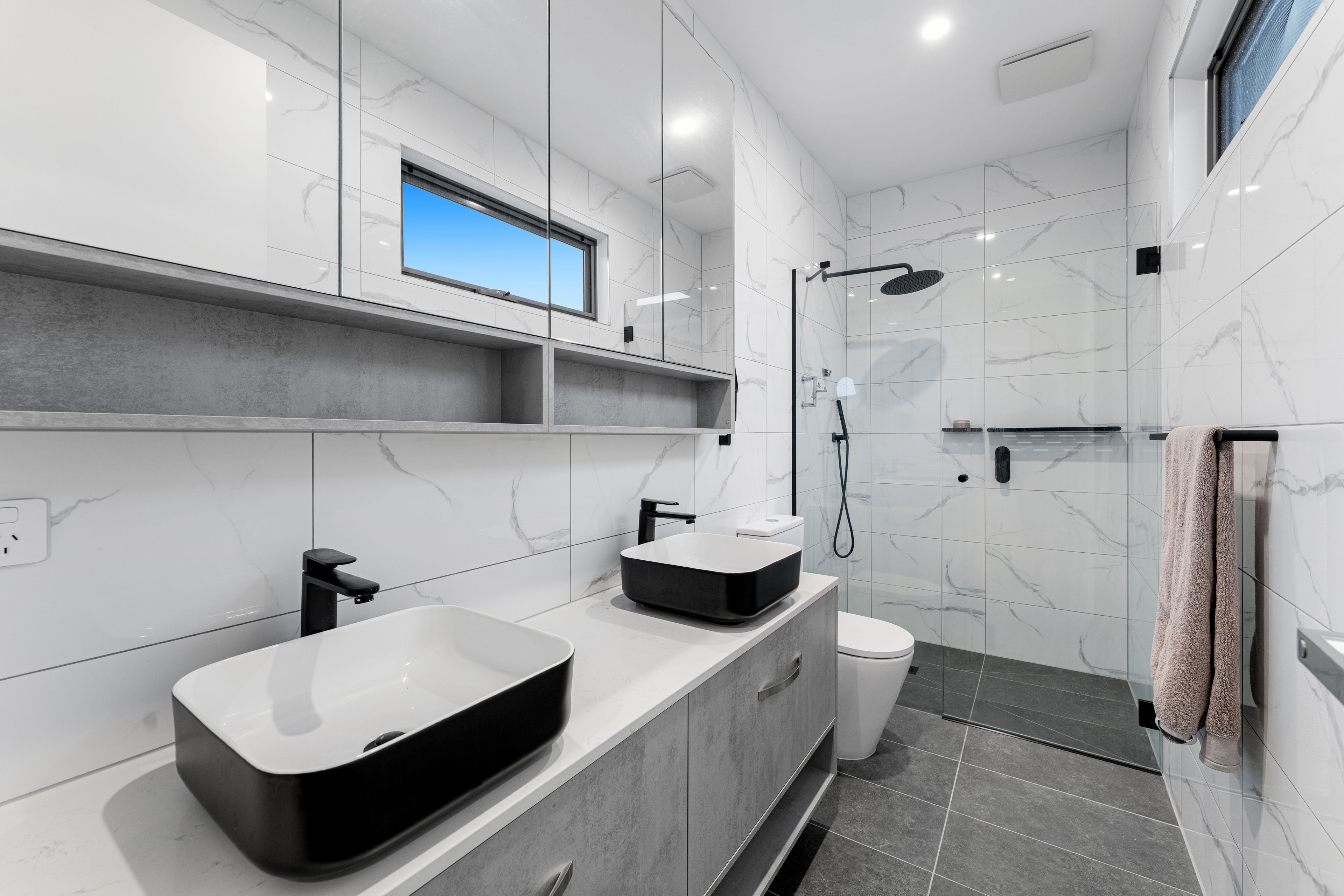 1/8 Canberra Street — photo 13 of 26