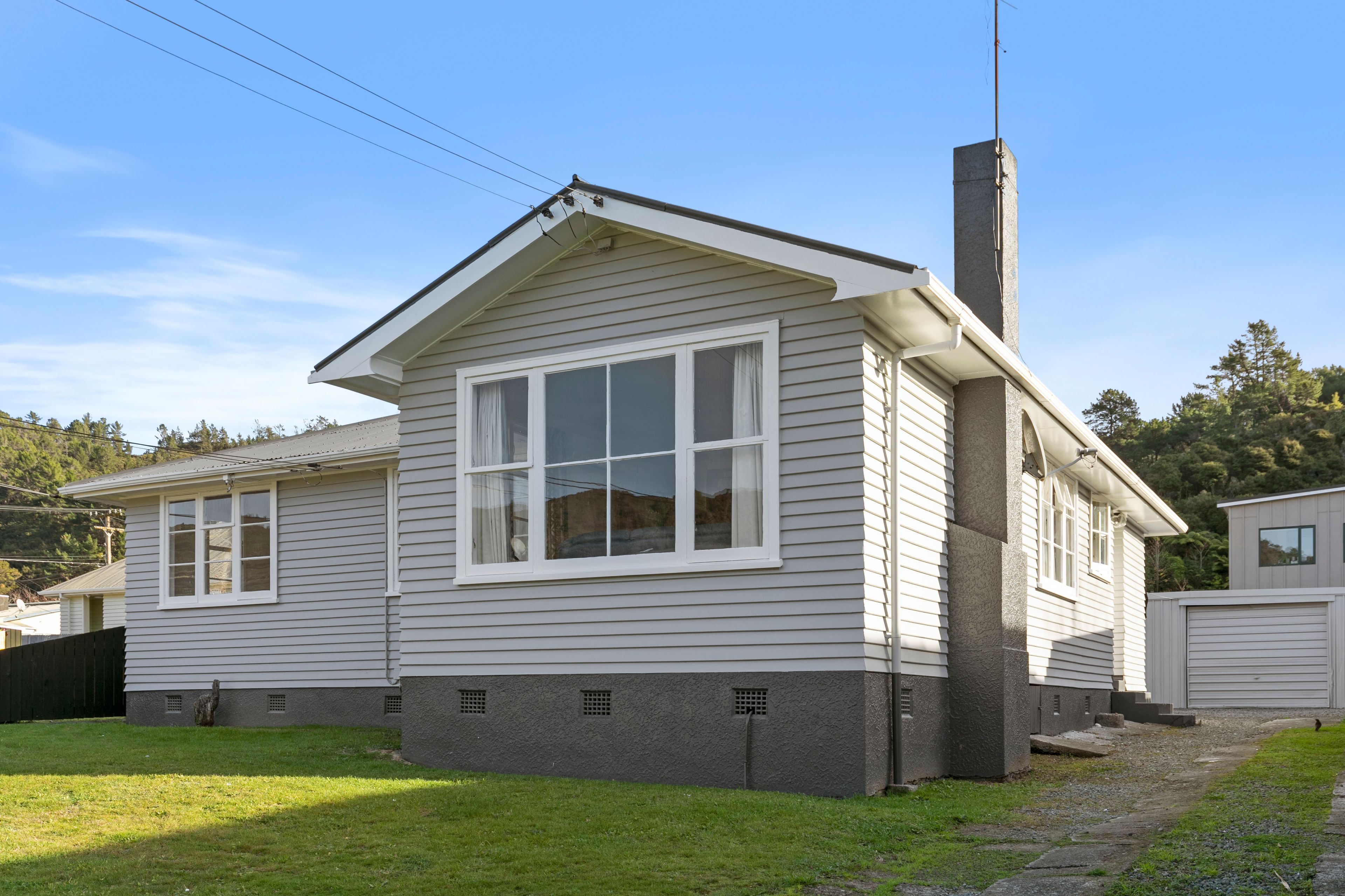 6 & 6A Wainhouse Street, Stokes Valley, Lower Hutt City