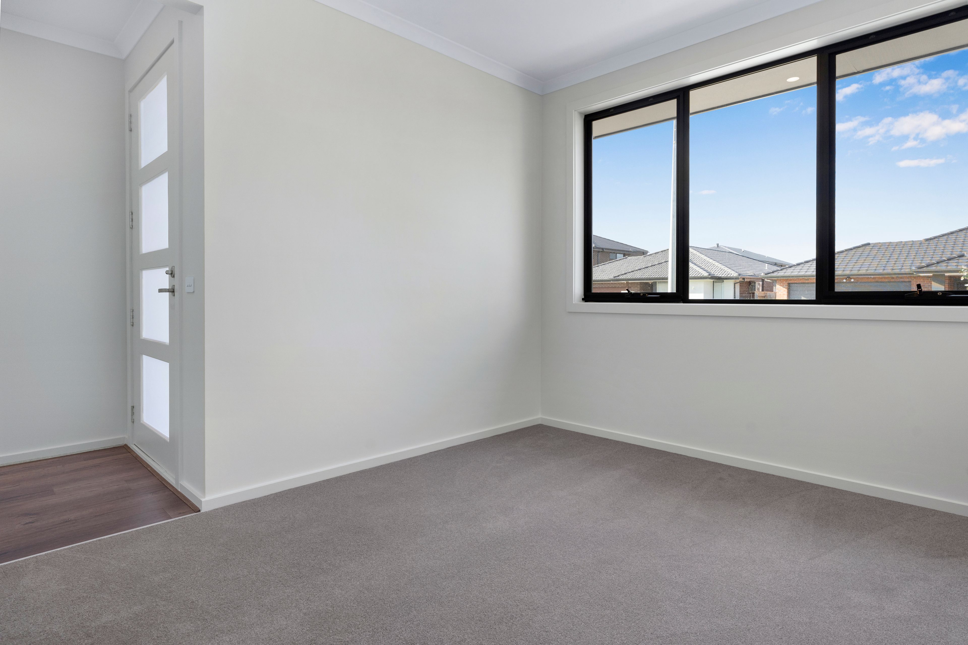 11 Kailash Road — photo 2 of 11