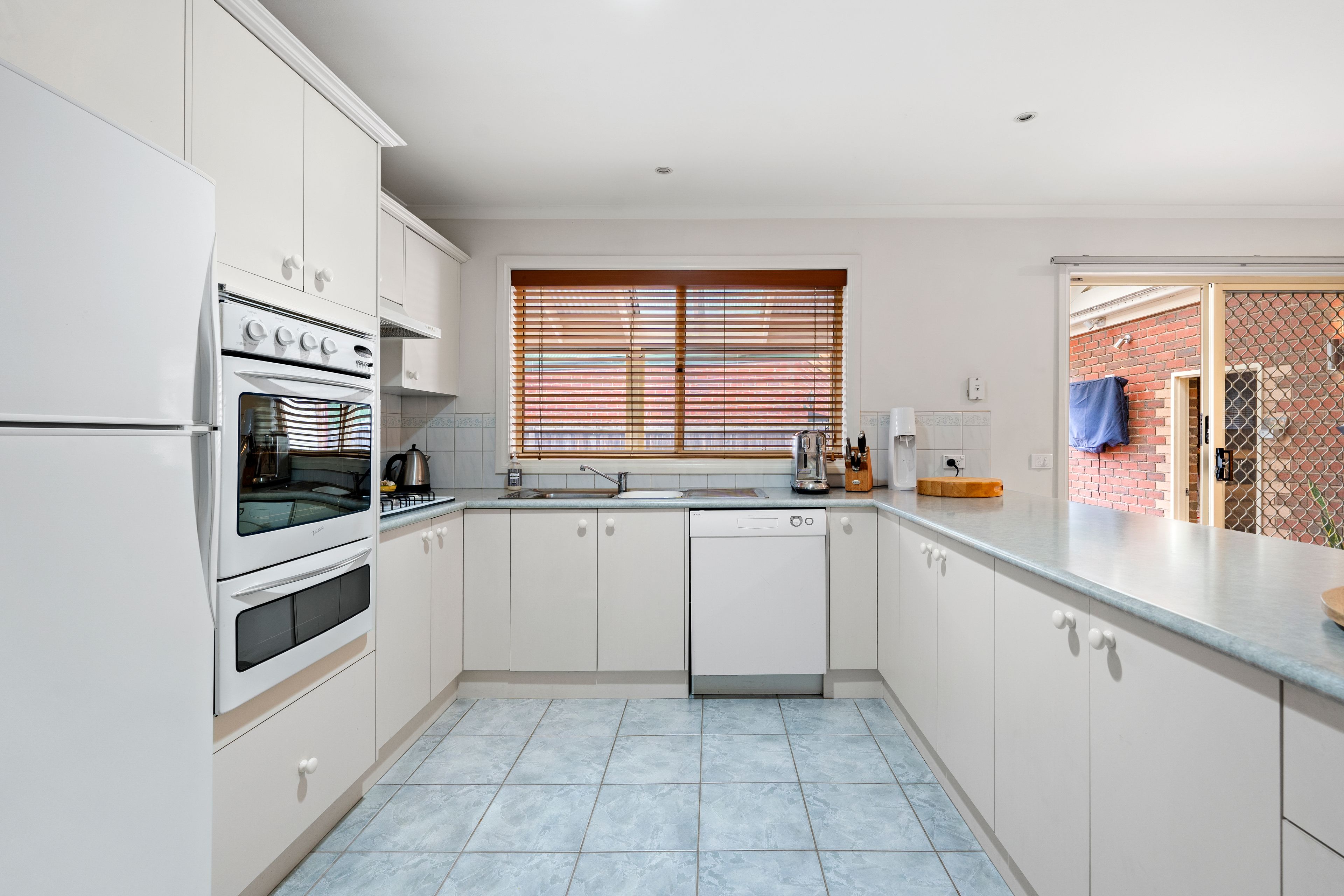 1 St Helena Place, Rowville, VIC 3178