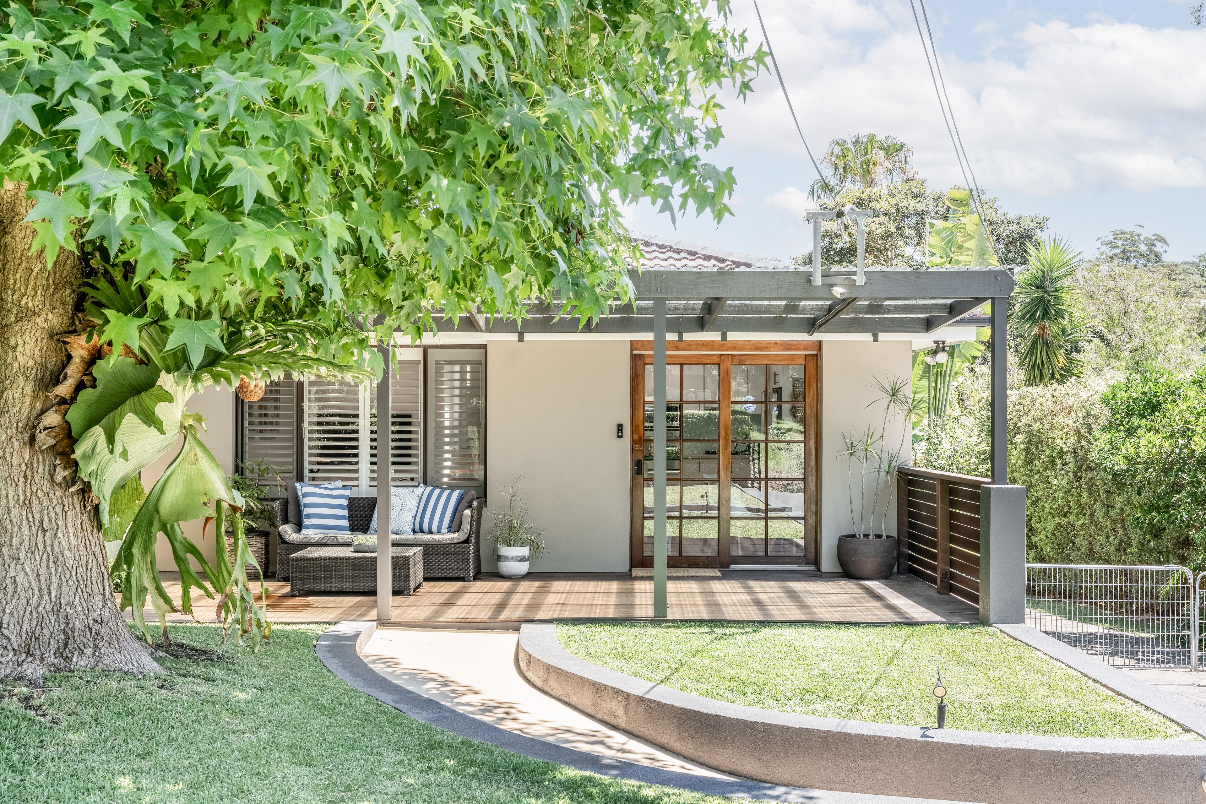 6 Old Station Road, Helensburgh, NSW 2508