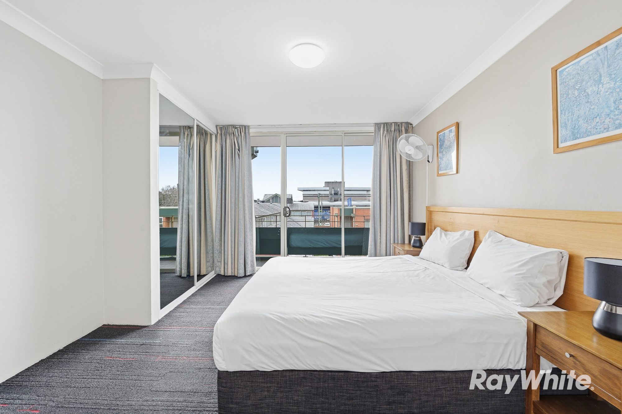 53/8 Hope Street — photo 10 of 19