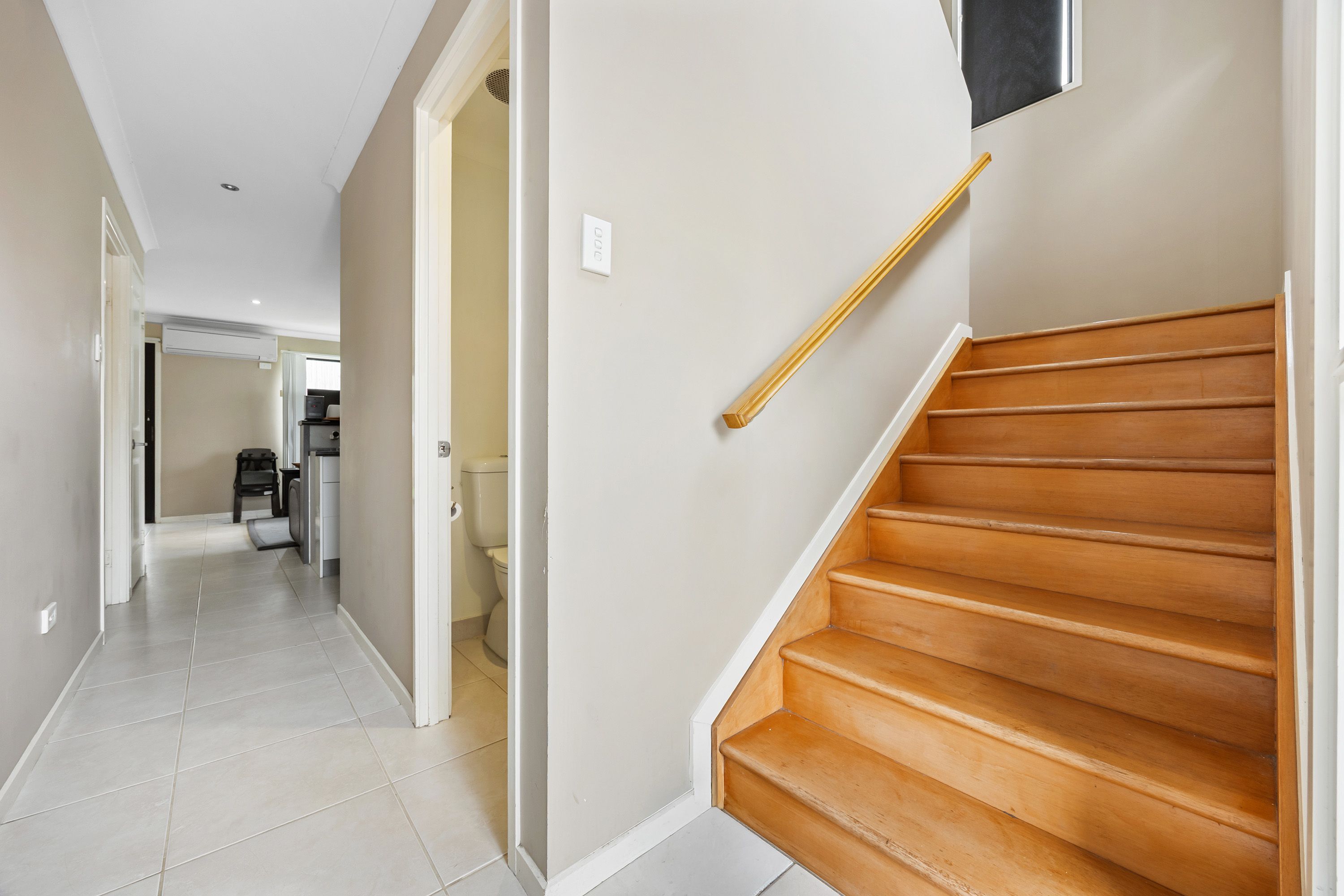 7/25 Roberts Street — photo 8 of 24