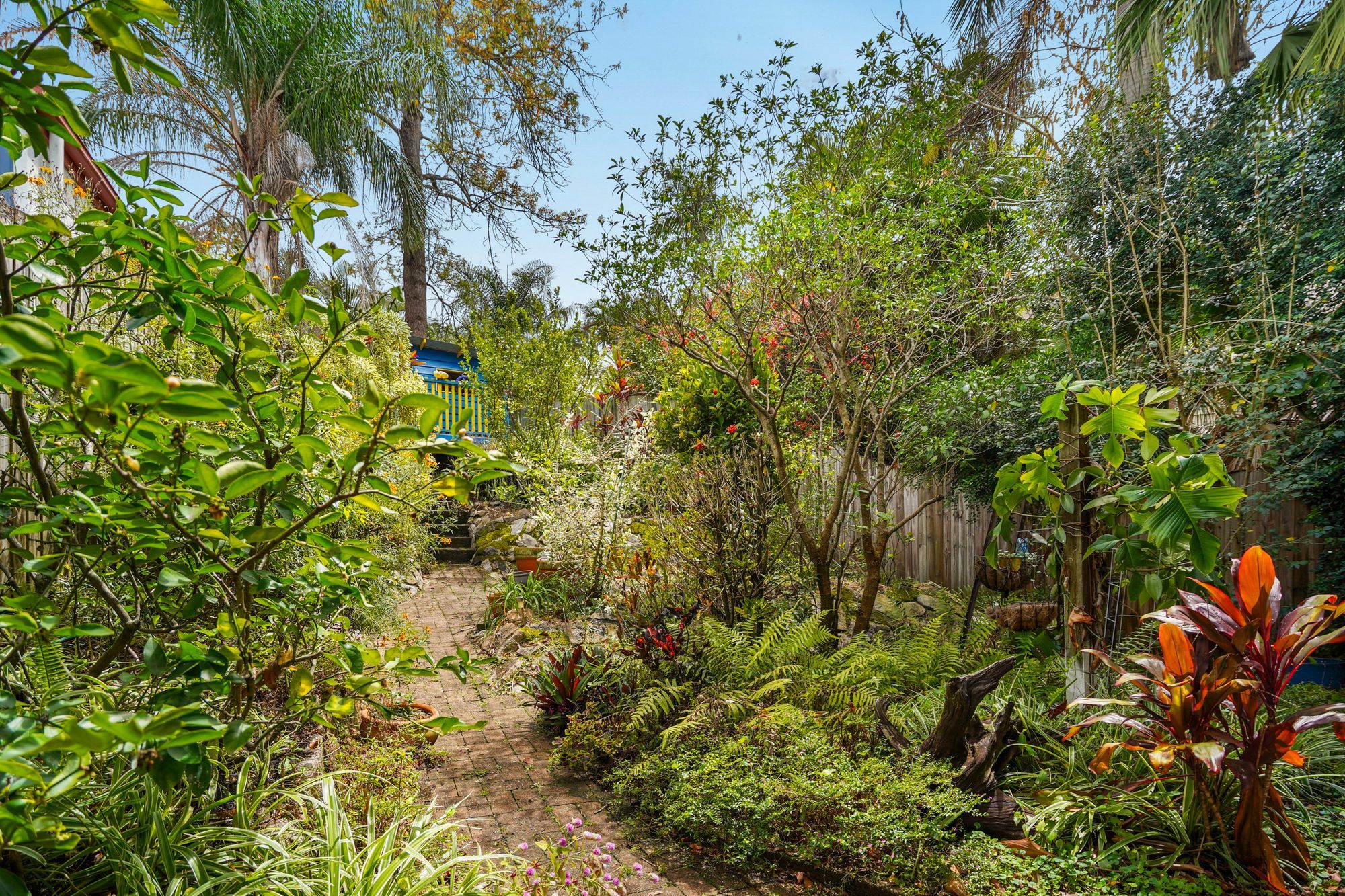 200 Boundary Road — photo 18 of 23
