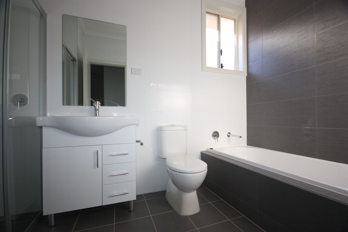 17/221A Waterworth Drive, Mount Annan, NSW 2567