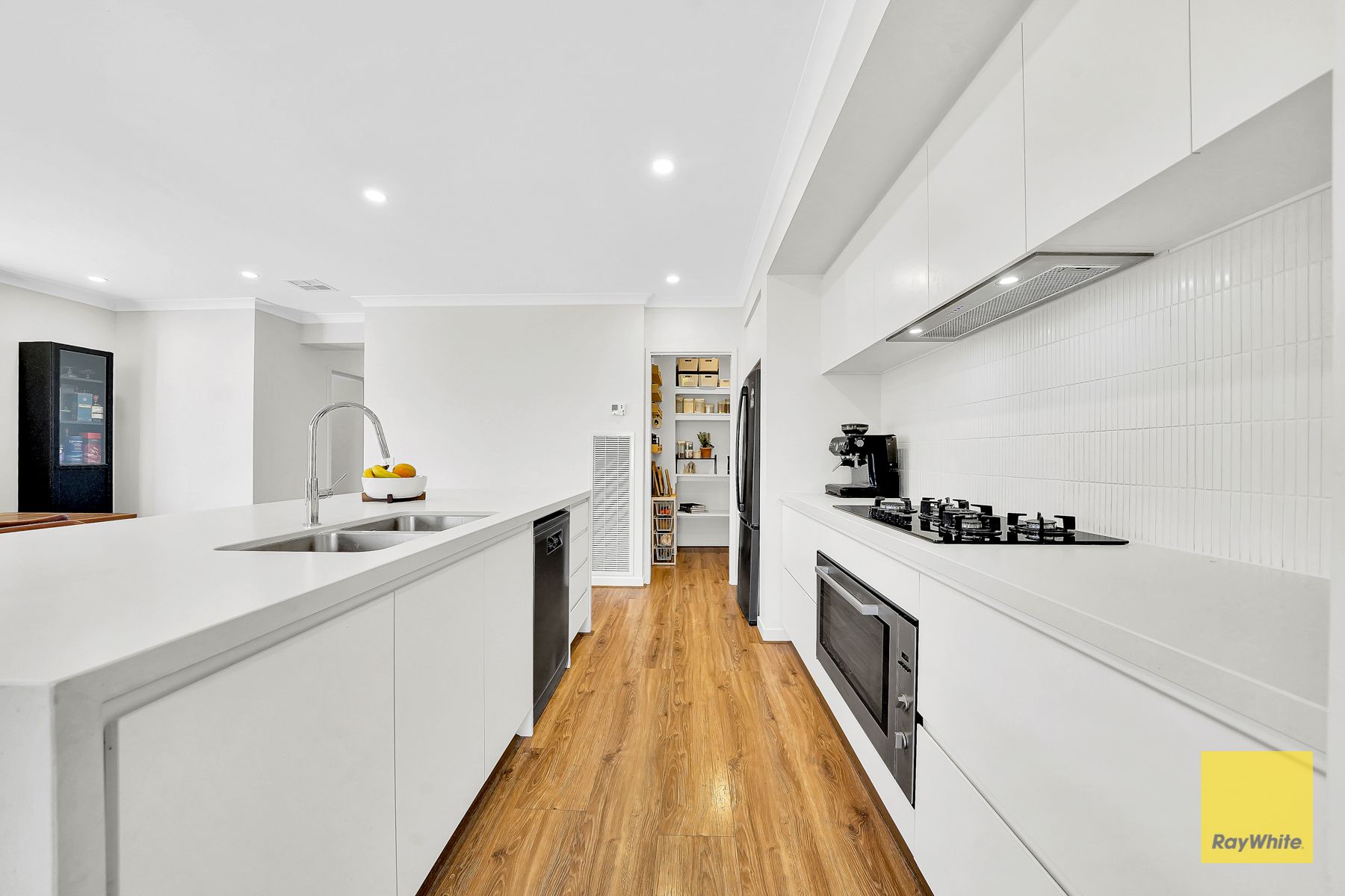 11 Harris Street — photo 9 of 25