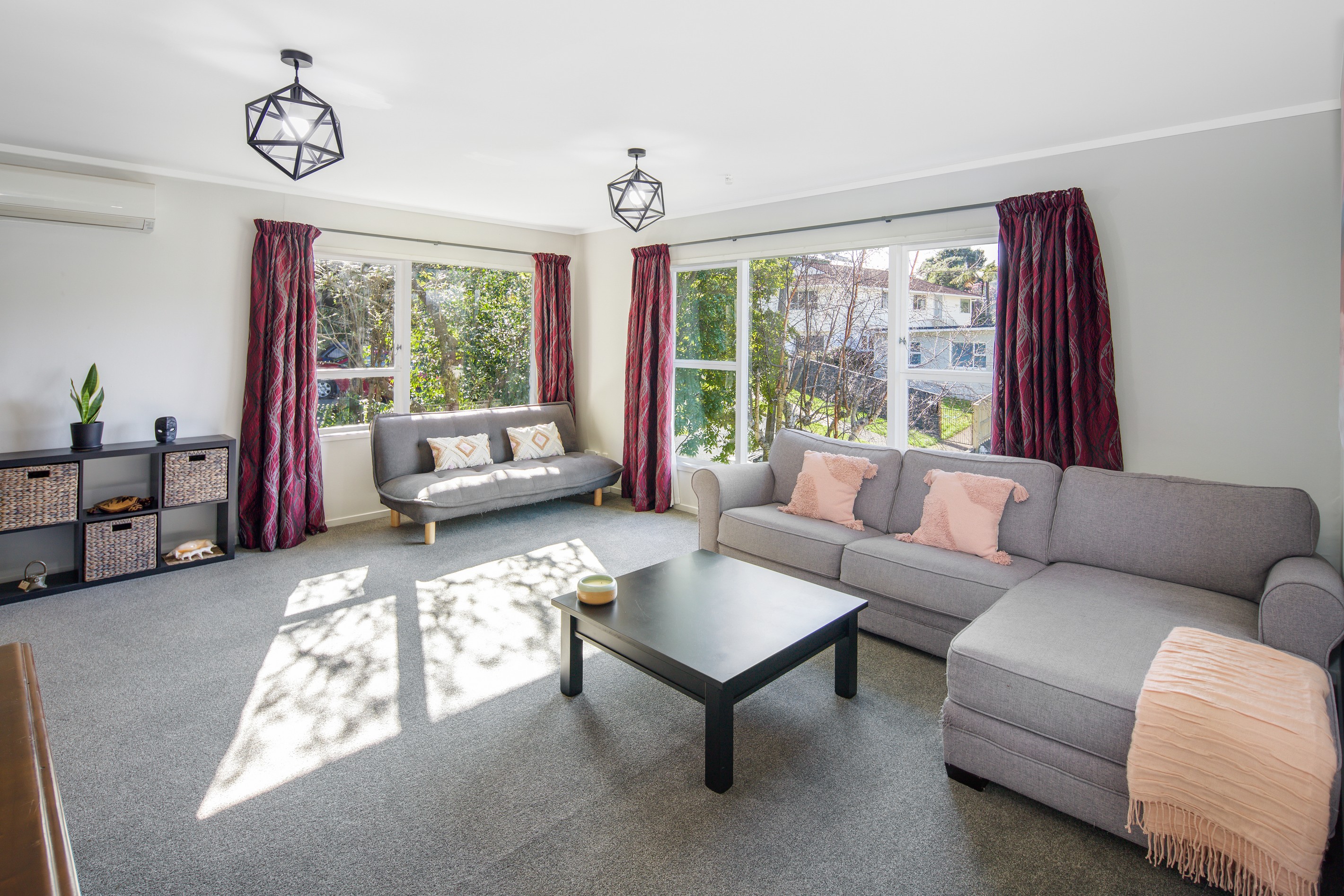 5 Turriff Crescent, Tawa, Wellington City