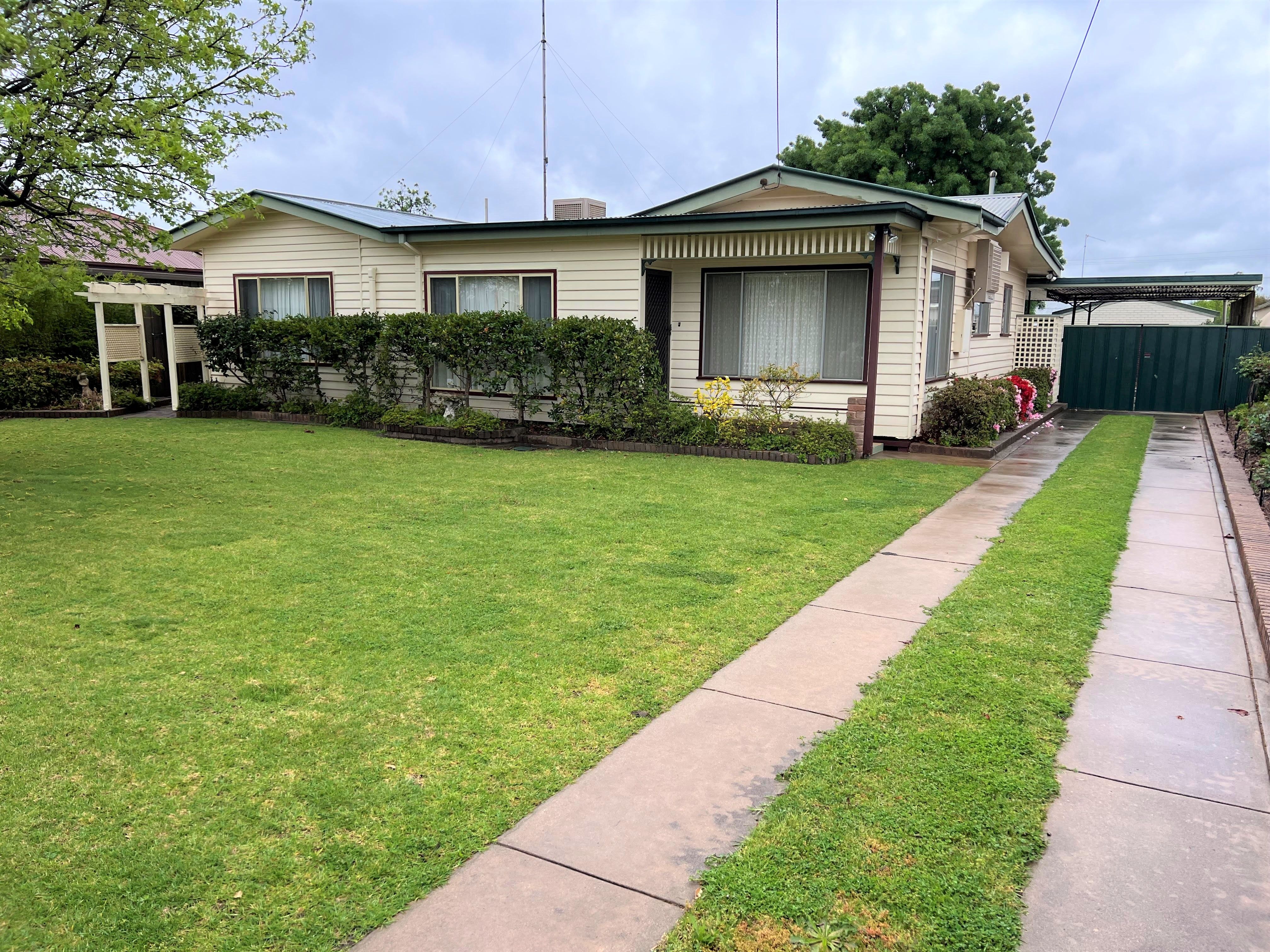 449 Wood Street, Deniliquin, NSW 2710 Sold House Ray White Rural and Livestock