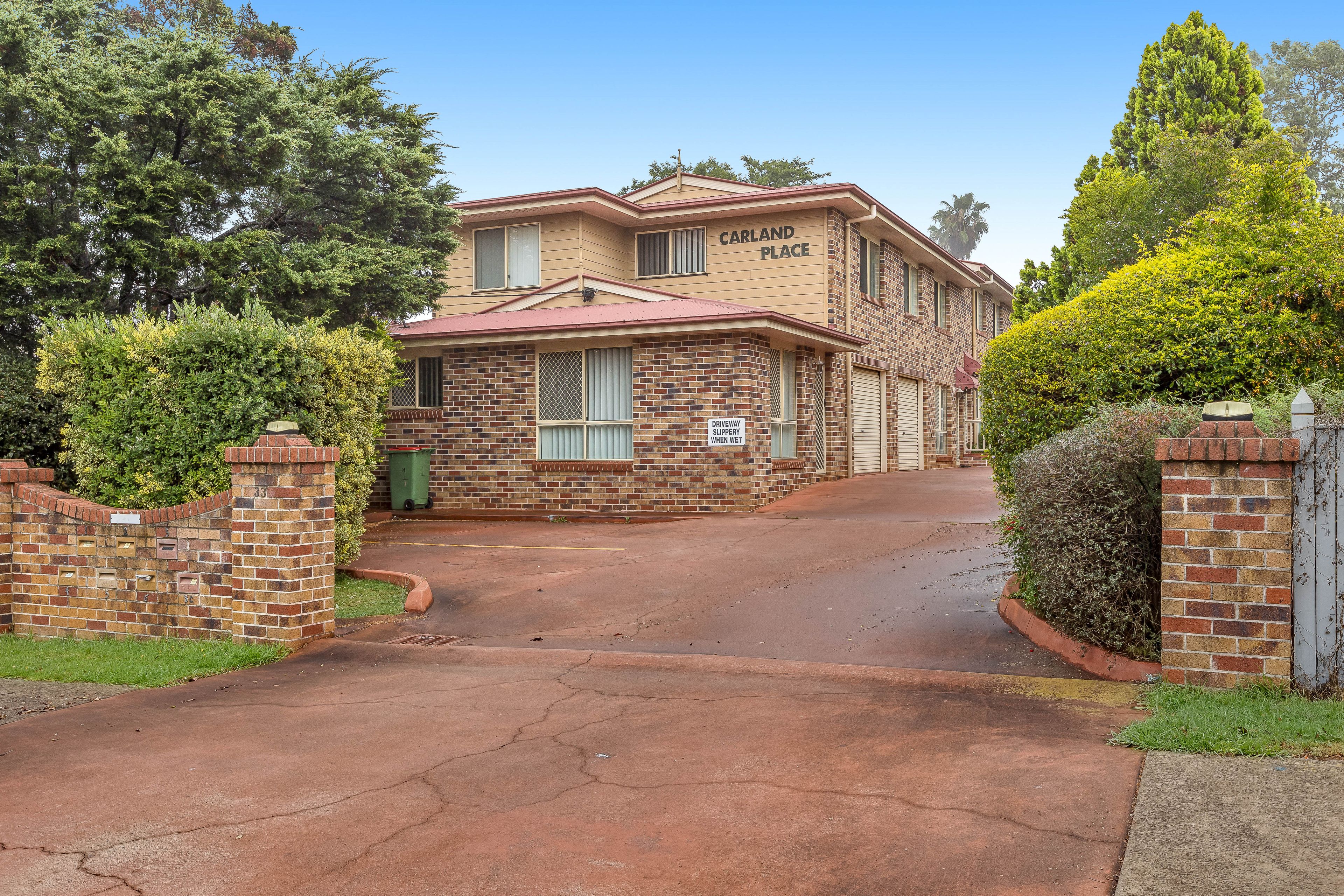 4/33 Helen Street, Newtown, QLD 4350