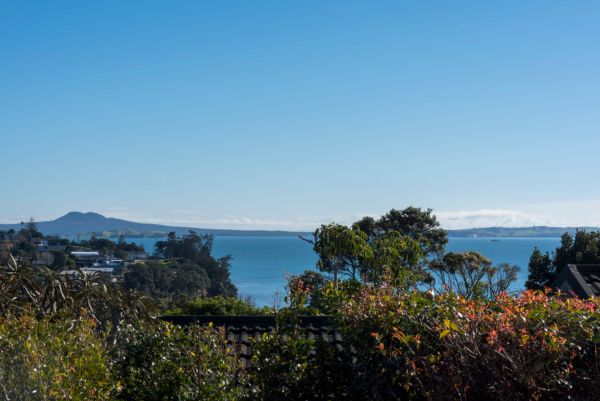 4 Cockle Bay Road, Cockle Bay, Manukau City