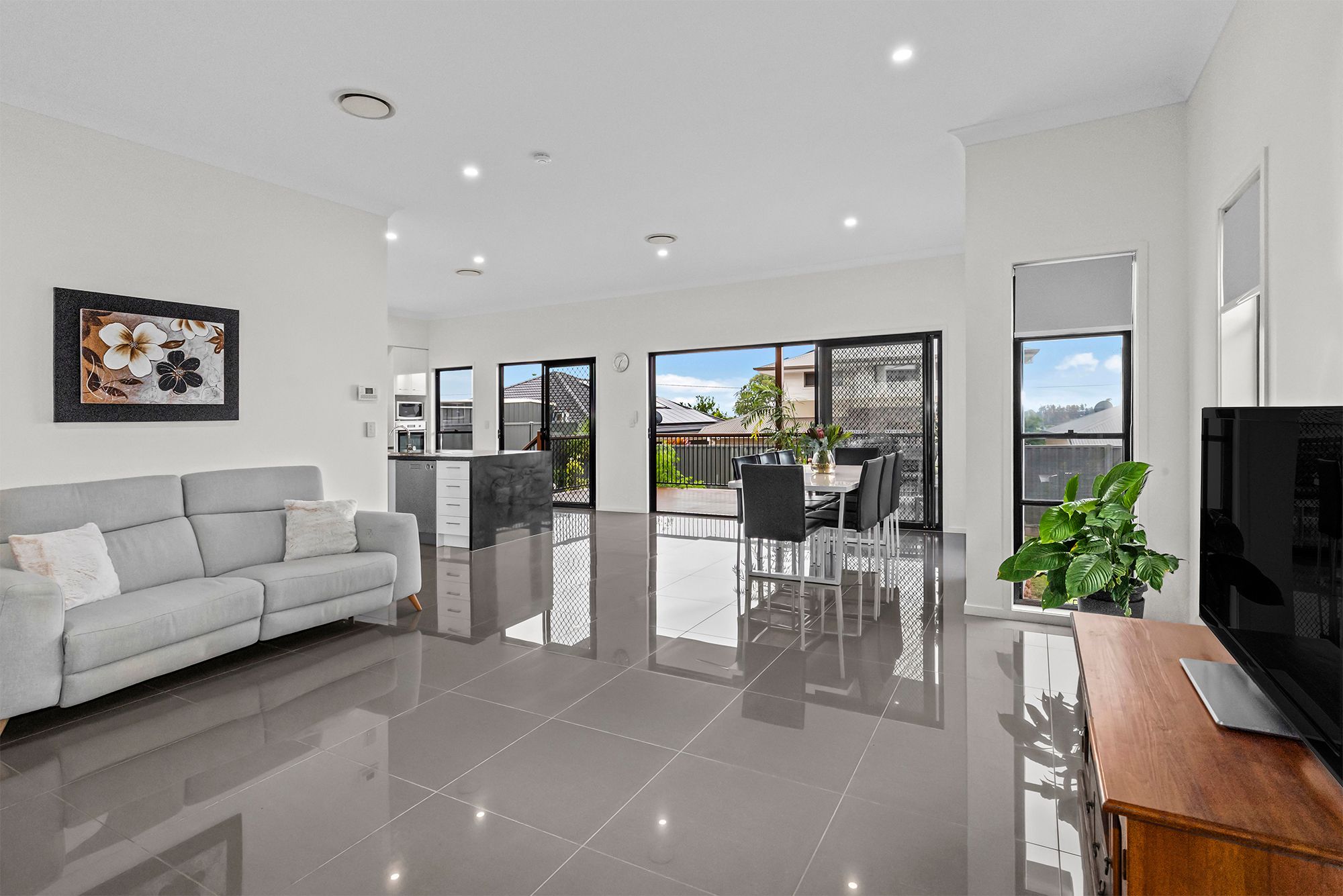 4 Sovereign Place — photo 4 of 23