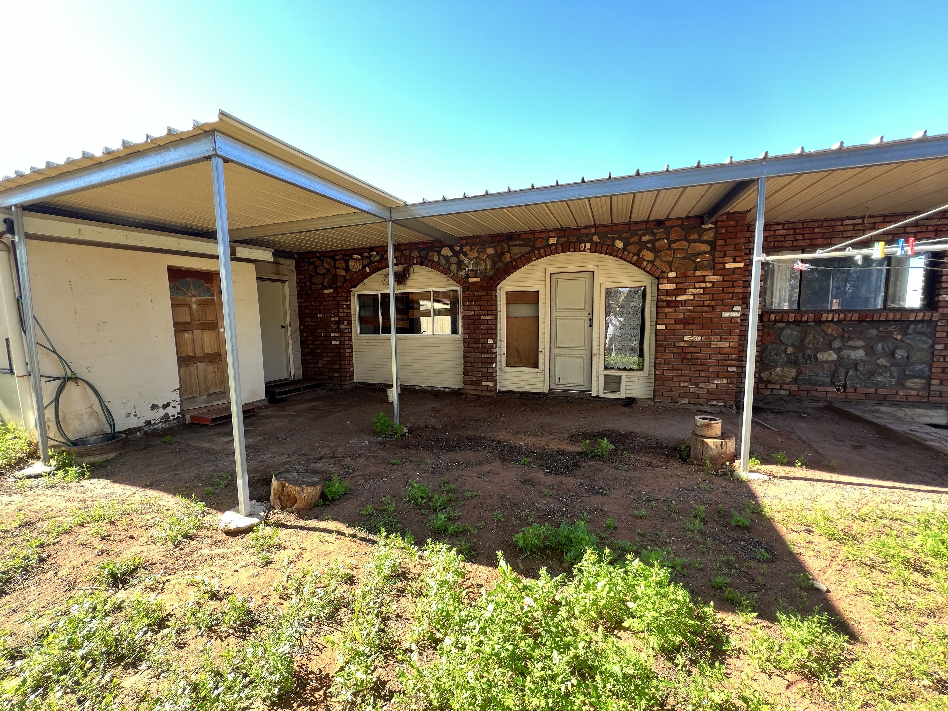 46 Cummins Street — photo 13 of 14