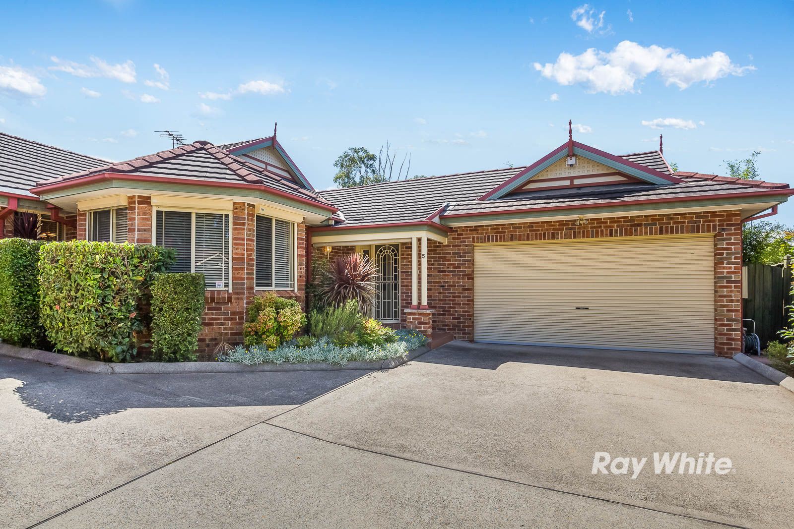 16 Brodie Street