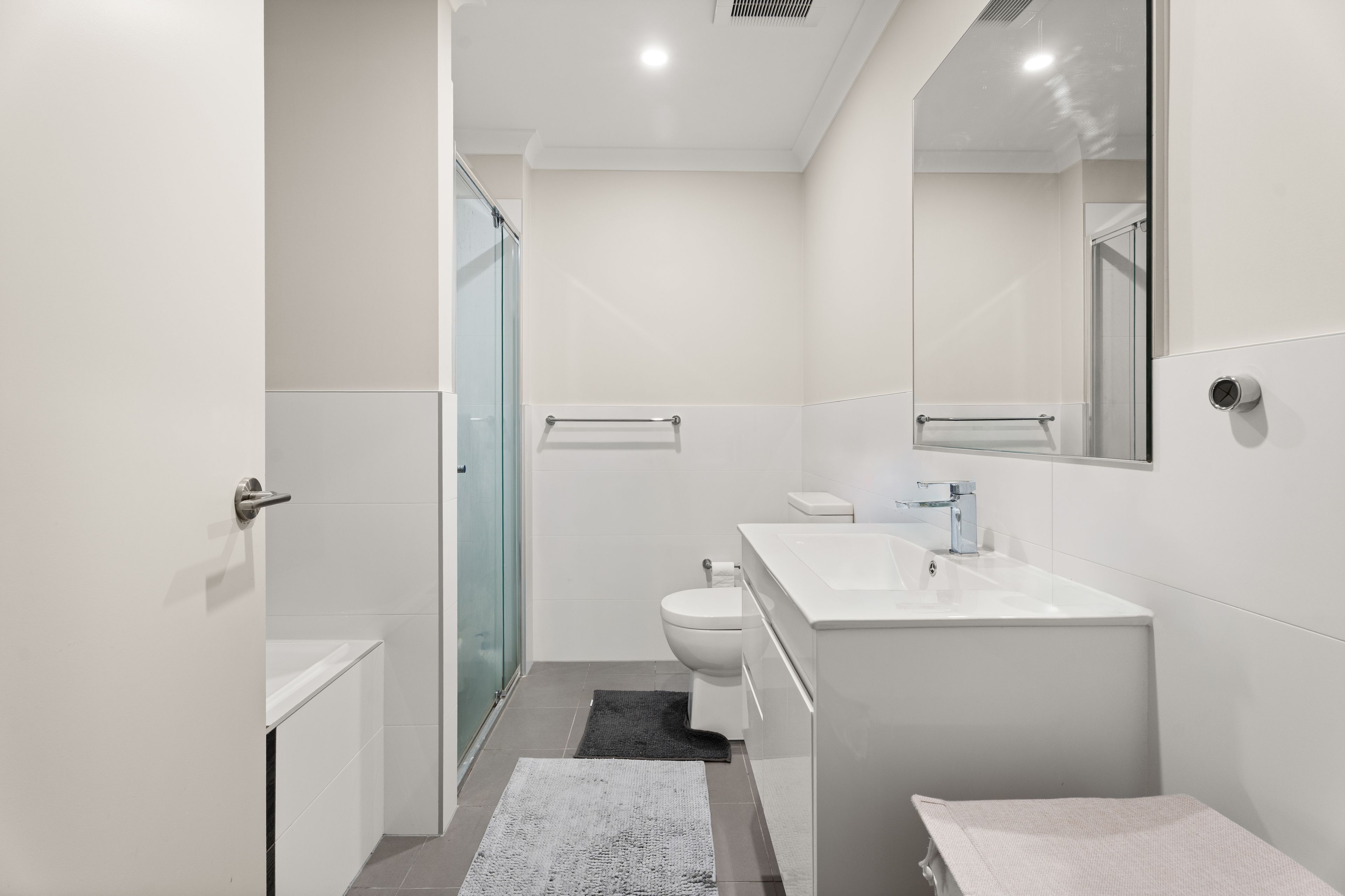 B204/48 Derby Street — photo 10 of 18