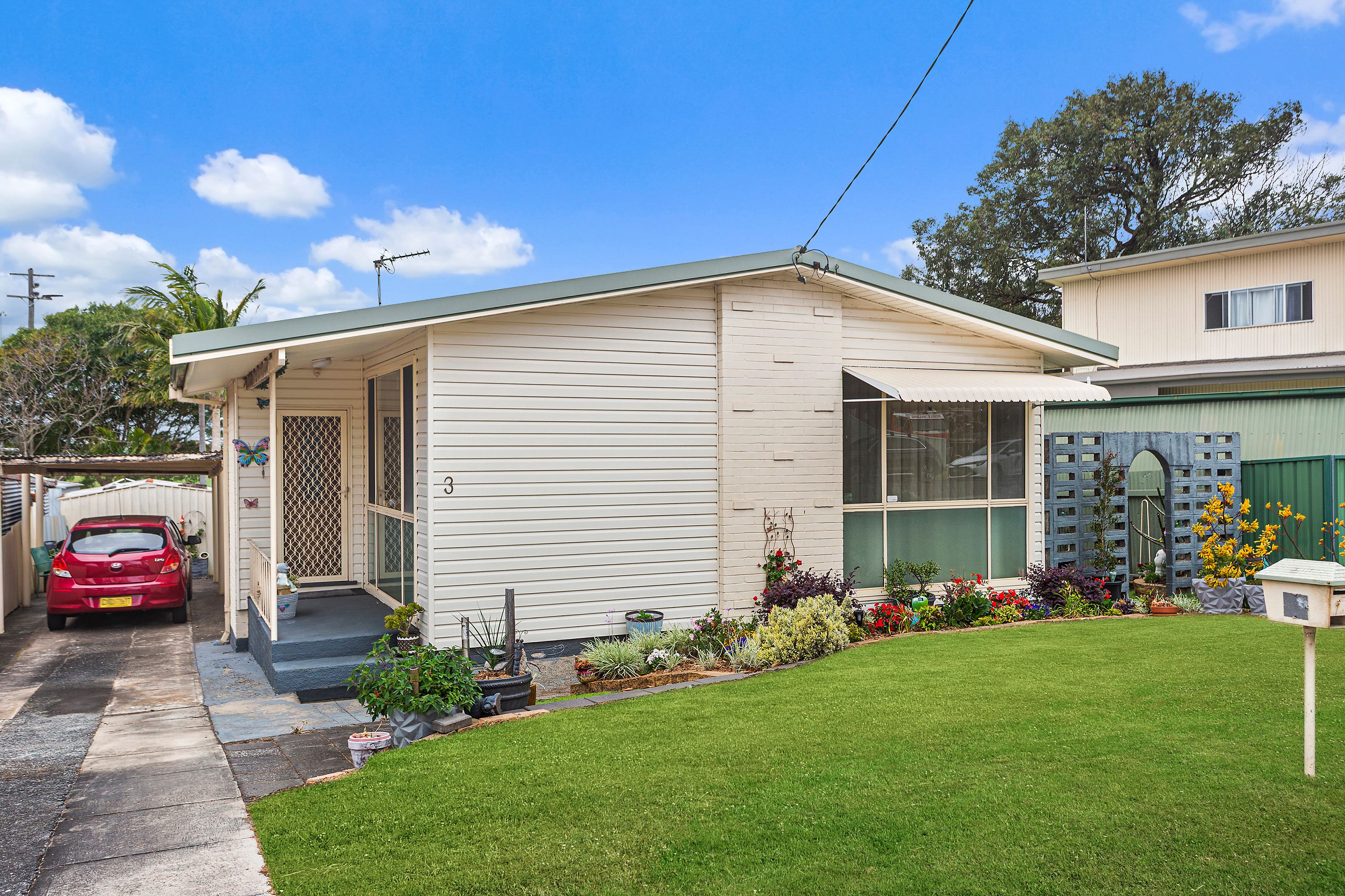 3 The Kingsway — photo from Ray White Shellharbour City