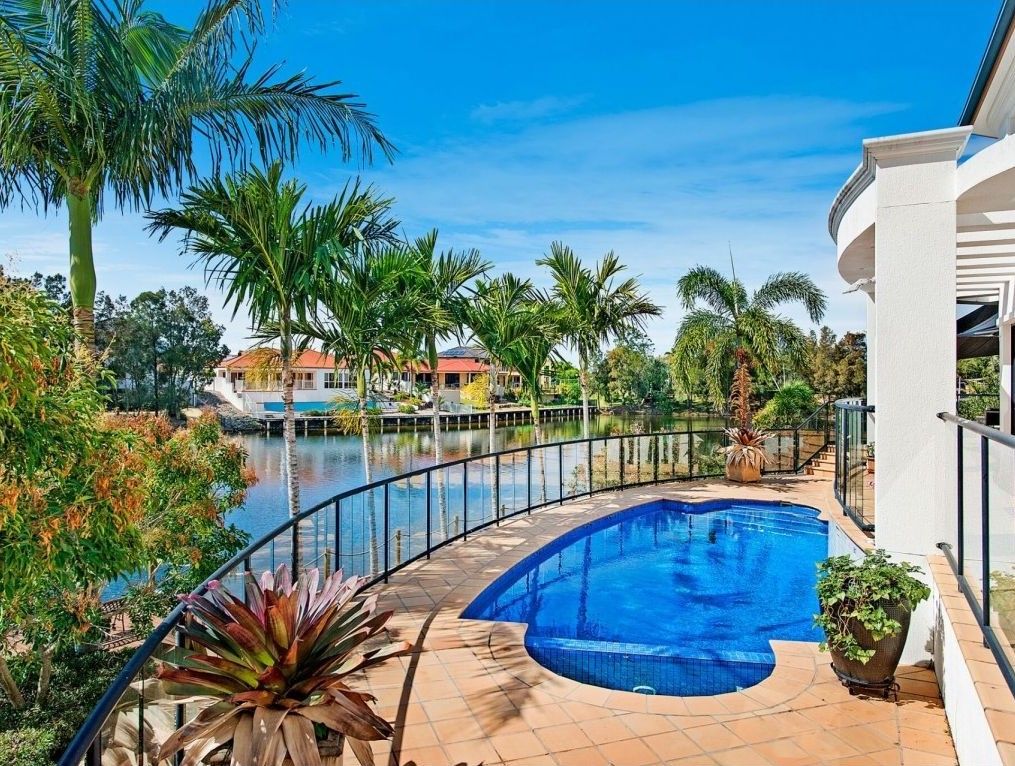 93 Bollard Circuit, Clear Island Waters, QLD 4226
