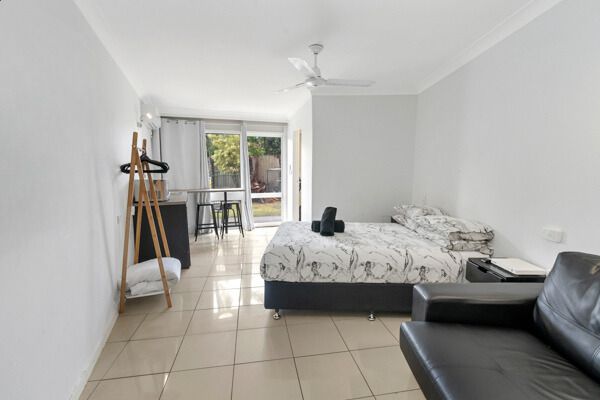 11/261 Sheridan Street, Cairns North, QLD 4870