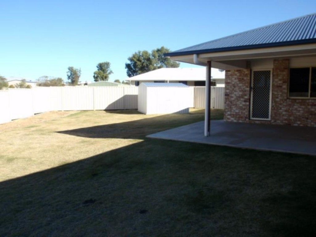 8 Berthun Street, Emerald, QLD 4720