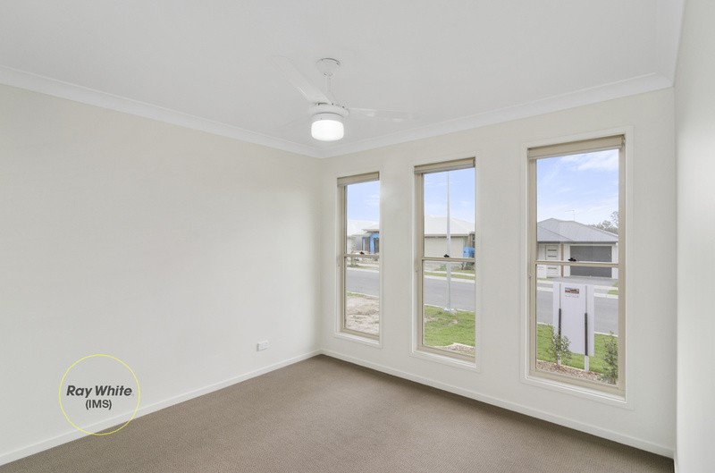 39 Mount Barney Crescent, Park Ridge, QLD 4125