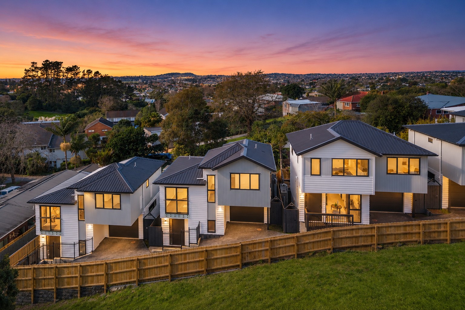 3&5/14 Eastglen Road, Glen Eden, Waitakere City