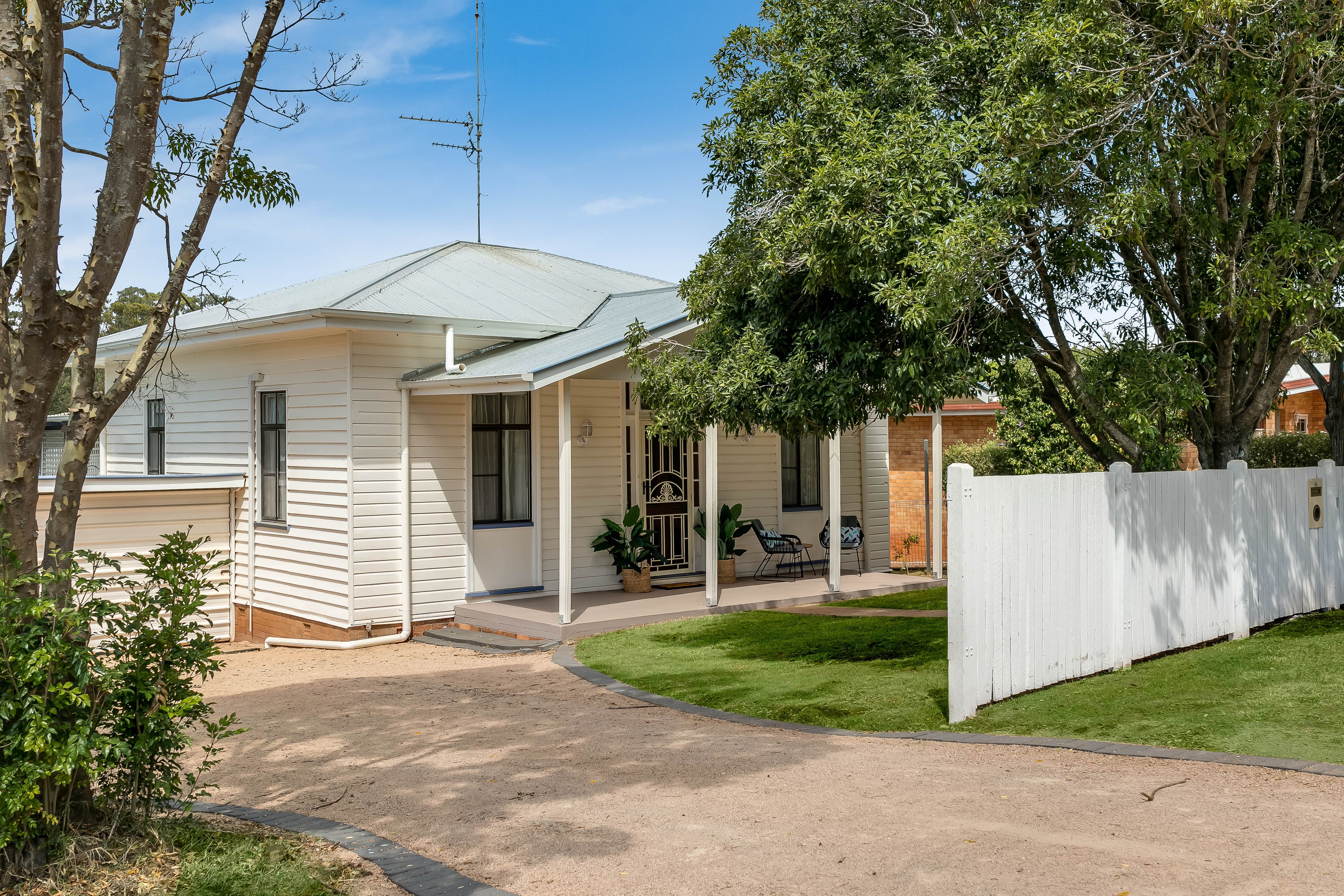 20 Skehan Street, Centenary Heights, QLD 4350
