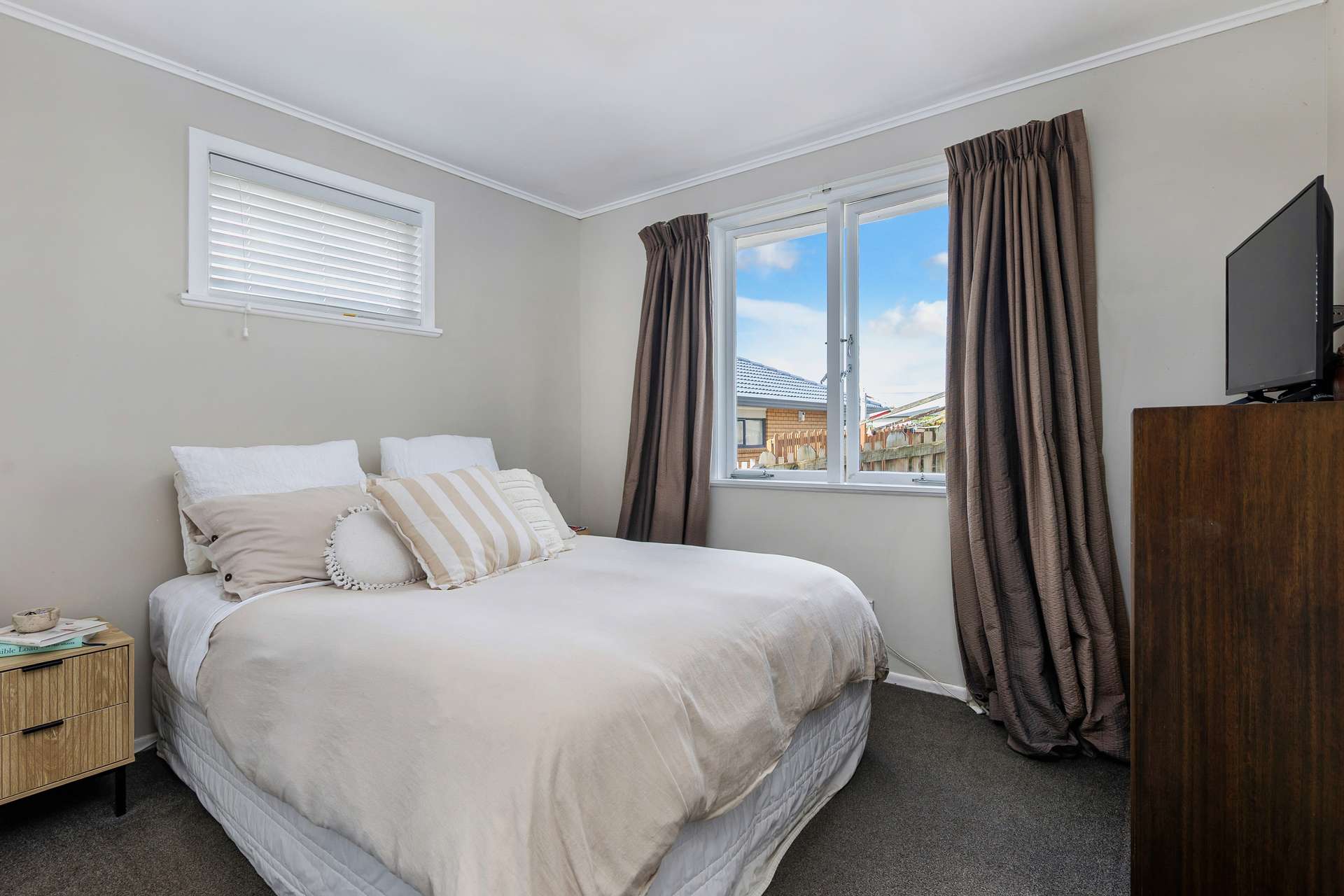 31 Marshall Laing Avenue photo 8