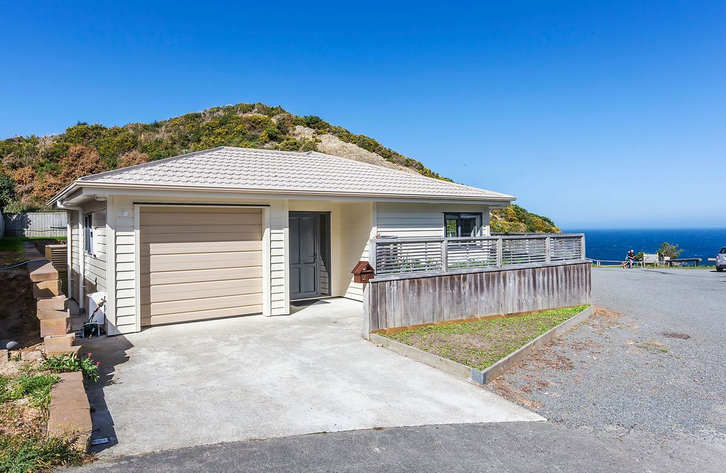 51 Bowes Crescent, Strathmore, Wellington City