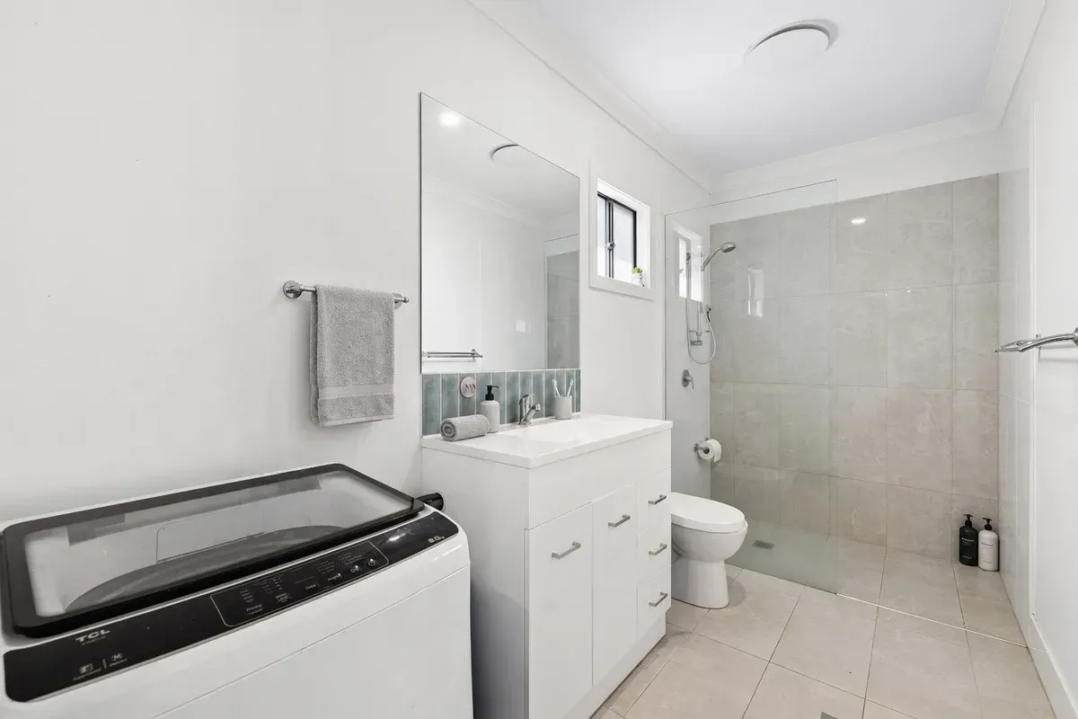 32b Guara Grove — photo 5 of 5