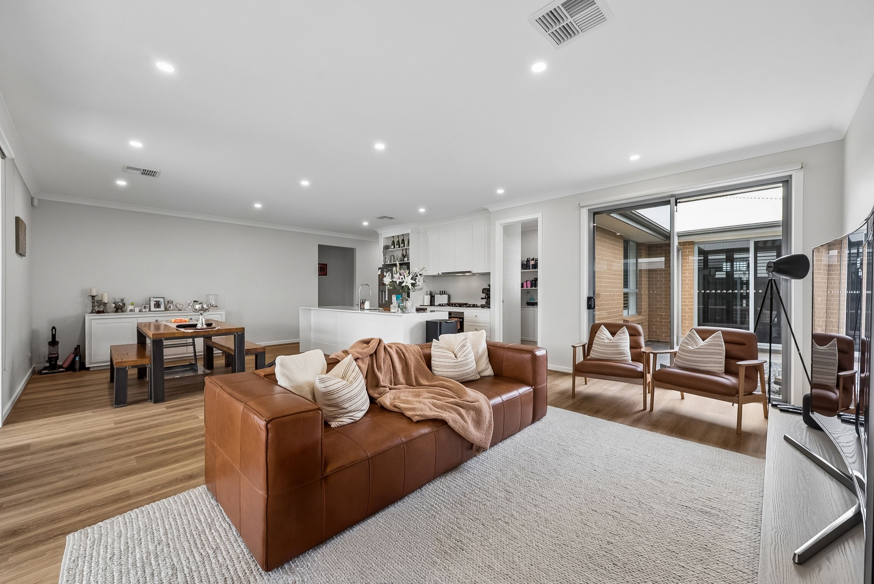 17 Catherine Spence Street — photo 4 of 22