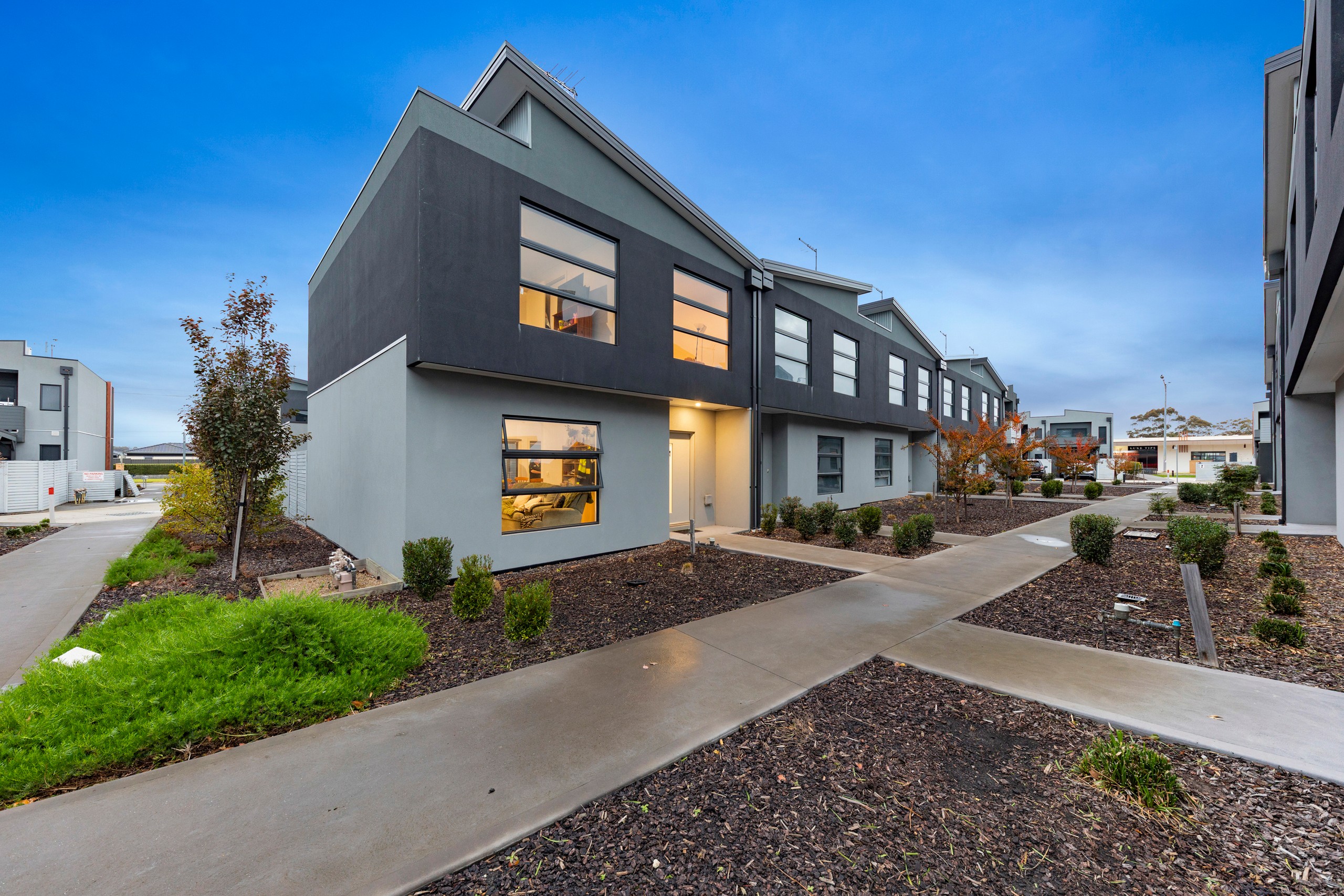 1 Roller Walk, Pakenham, VIC 3810