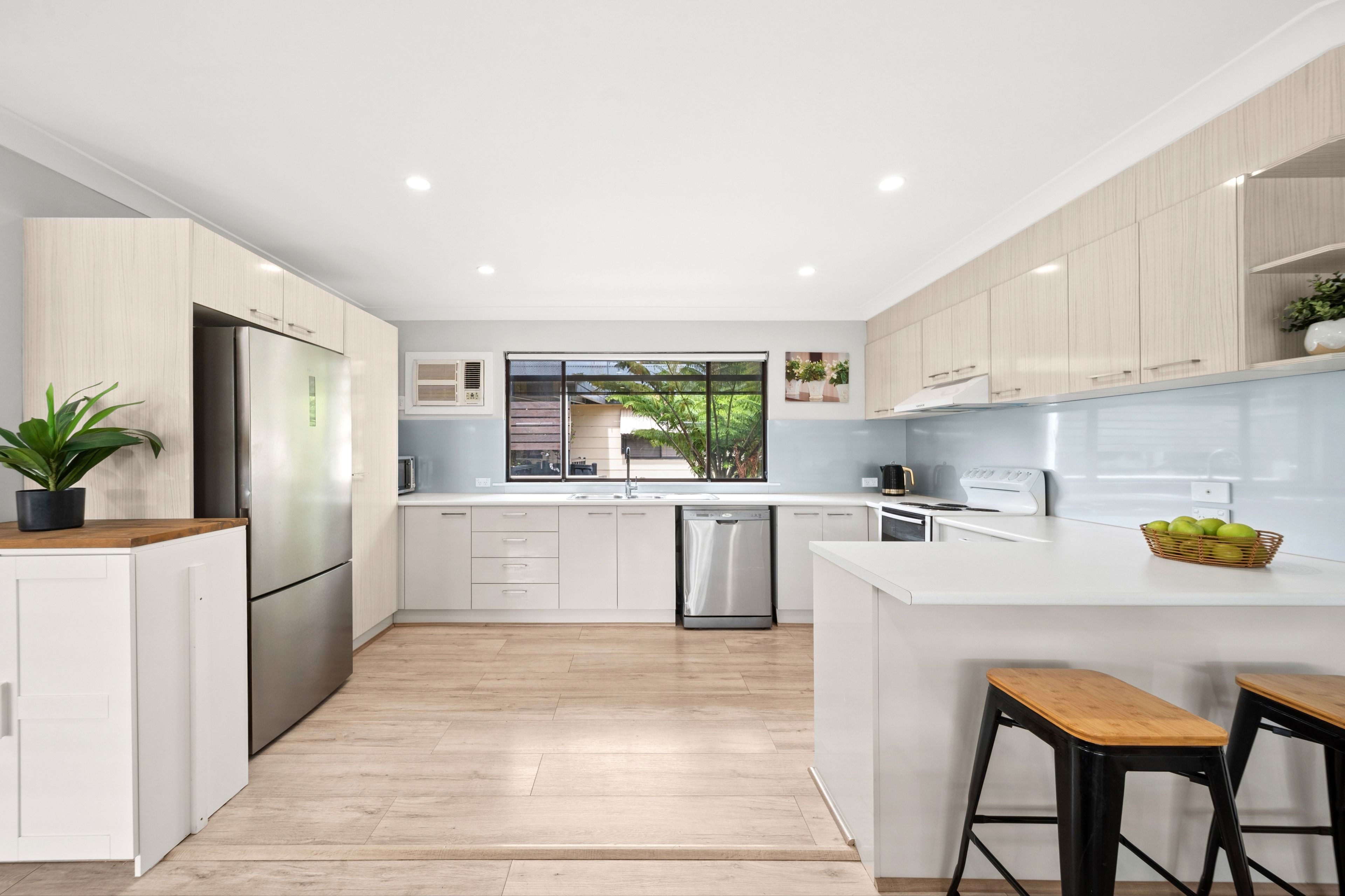 44 Catherine Street — photo 5 of 18