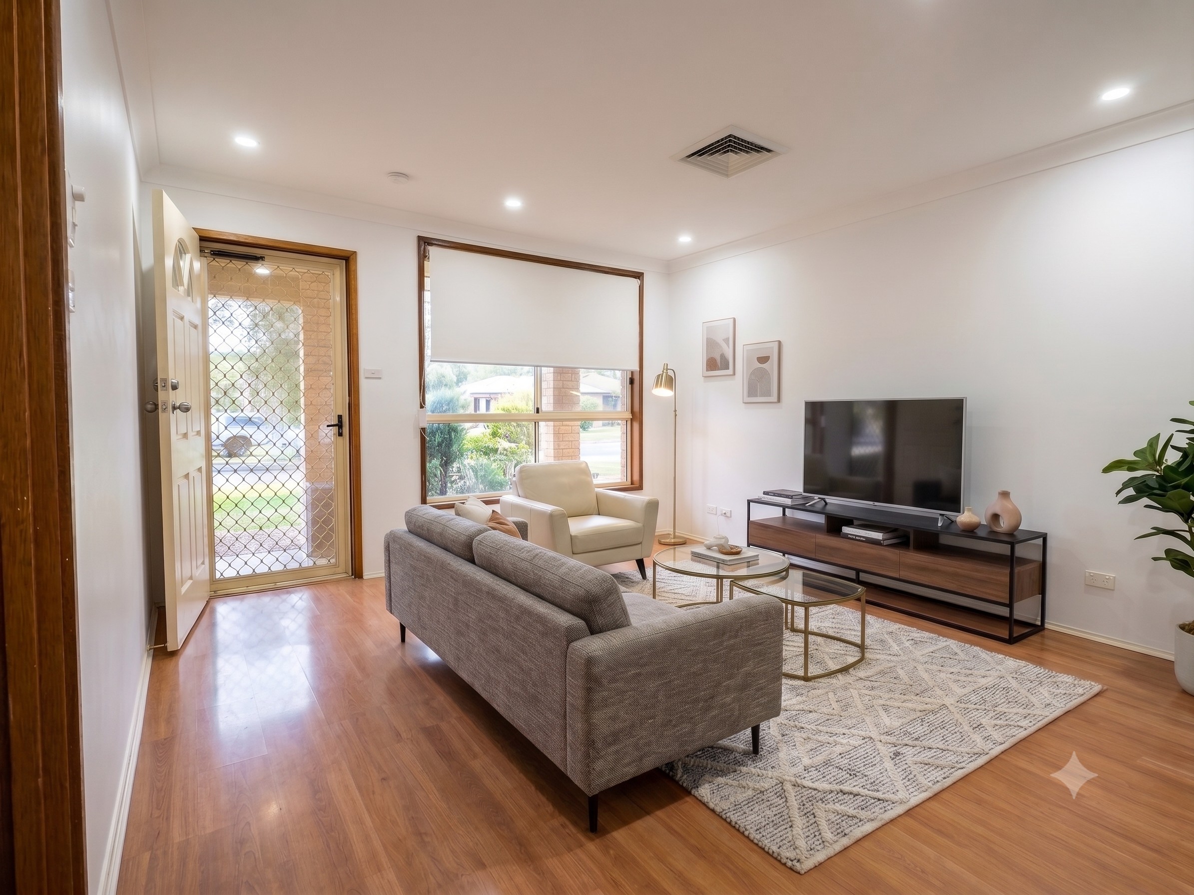 2/10 Tornaros Avenue, Penrith, NSW 2750