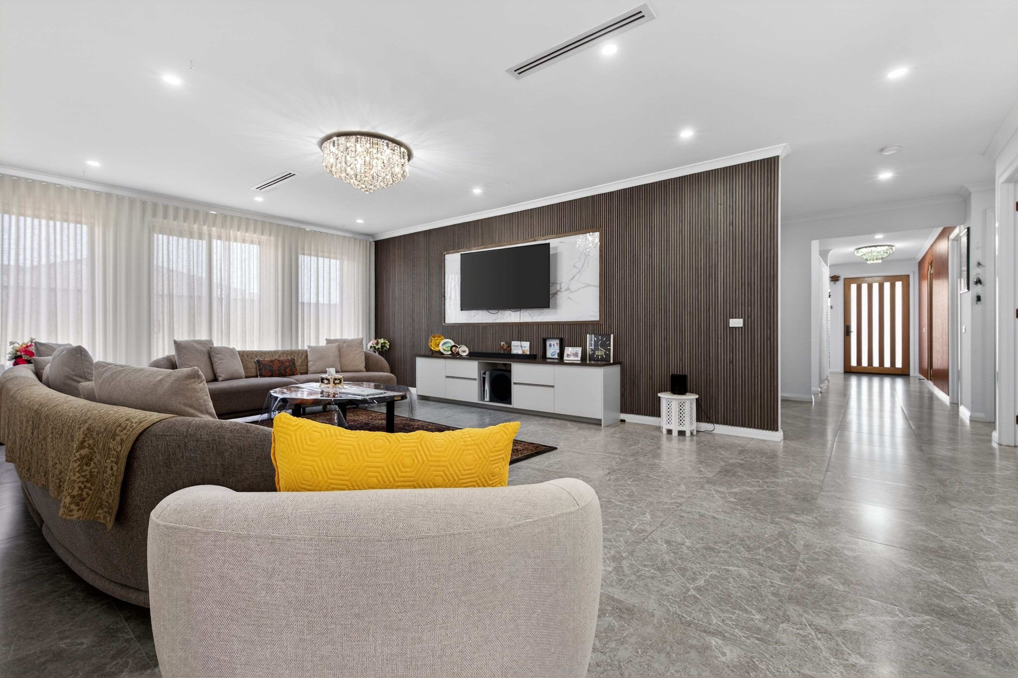 2 Varley Mews — photo 6 of 20