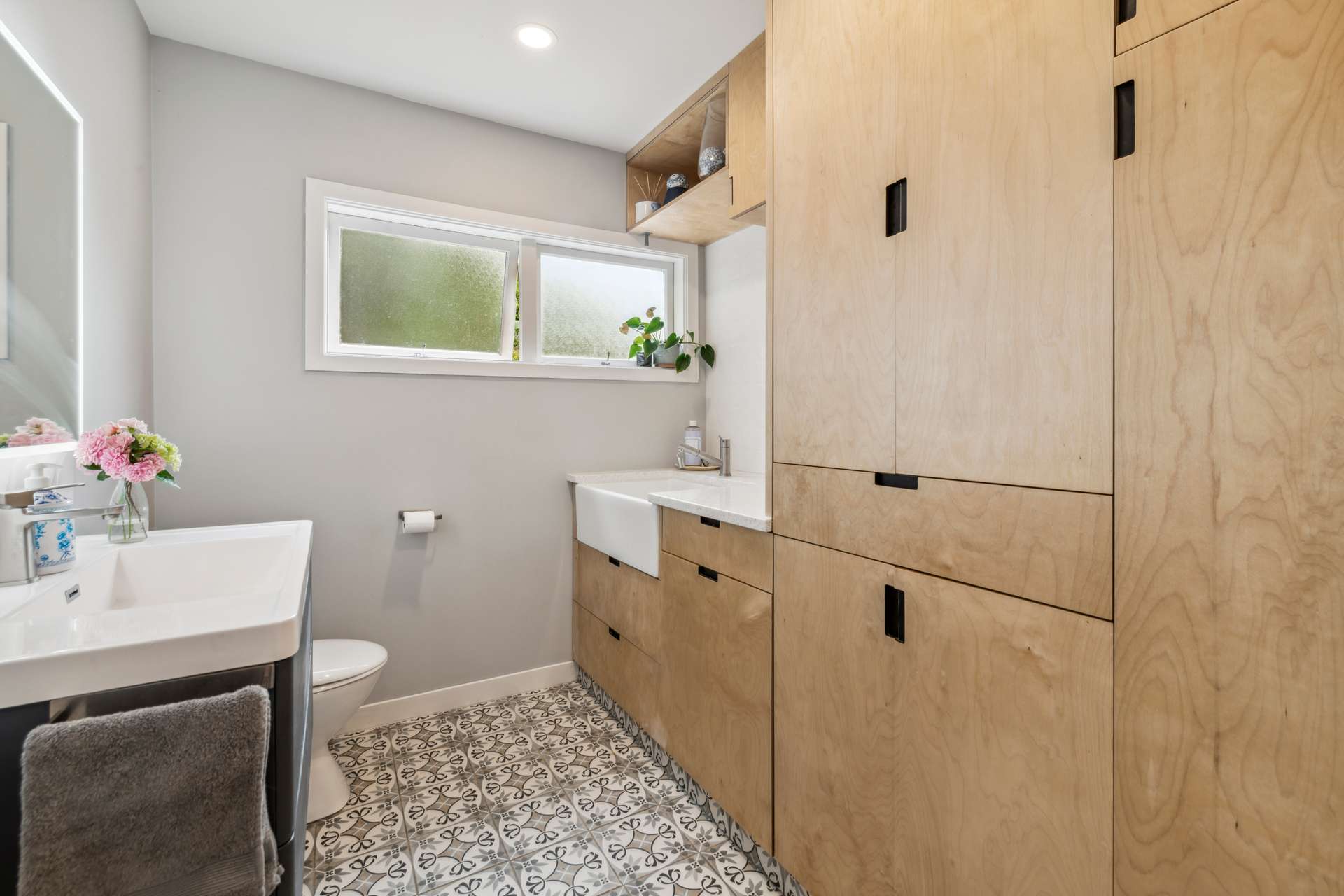 16 Colmar Road photo 12
