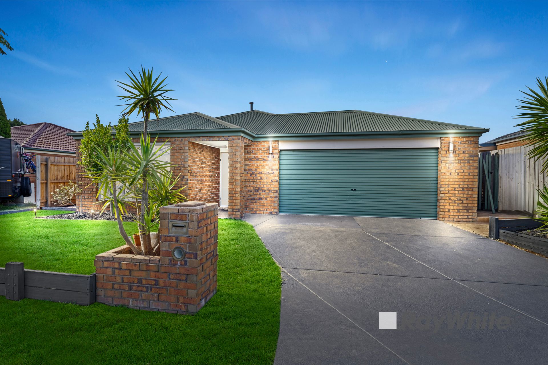 17 President Road, Narre Warren South VIC 3805
