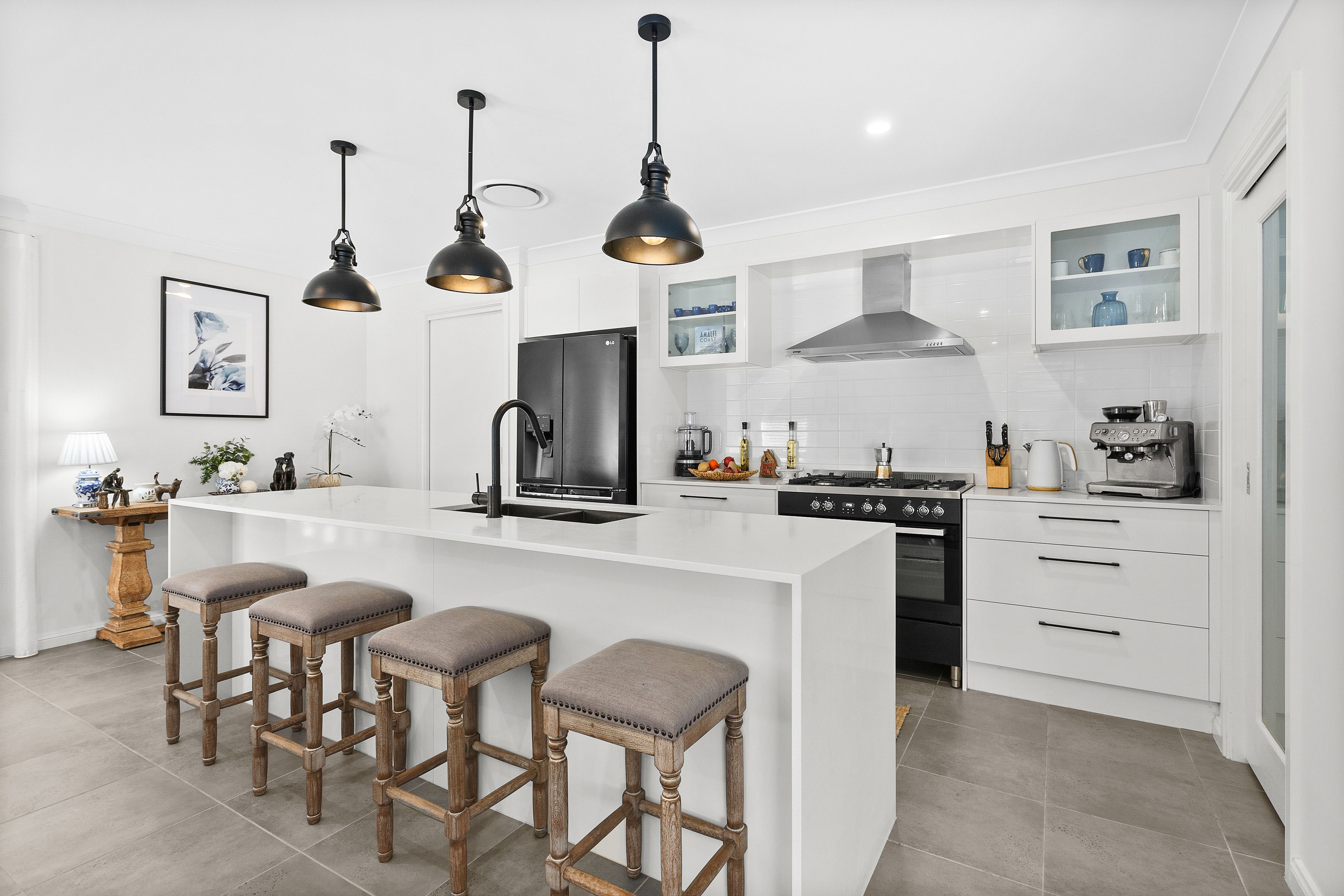 17 Messenger Road, Barrack Heights, NSW 2528