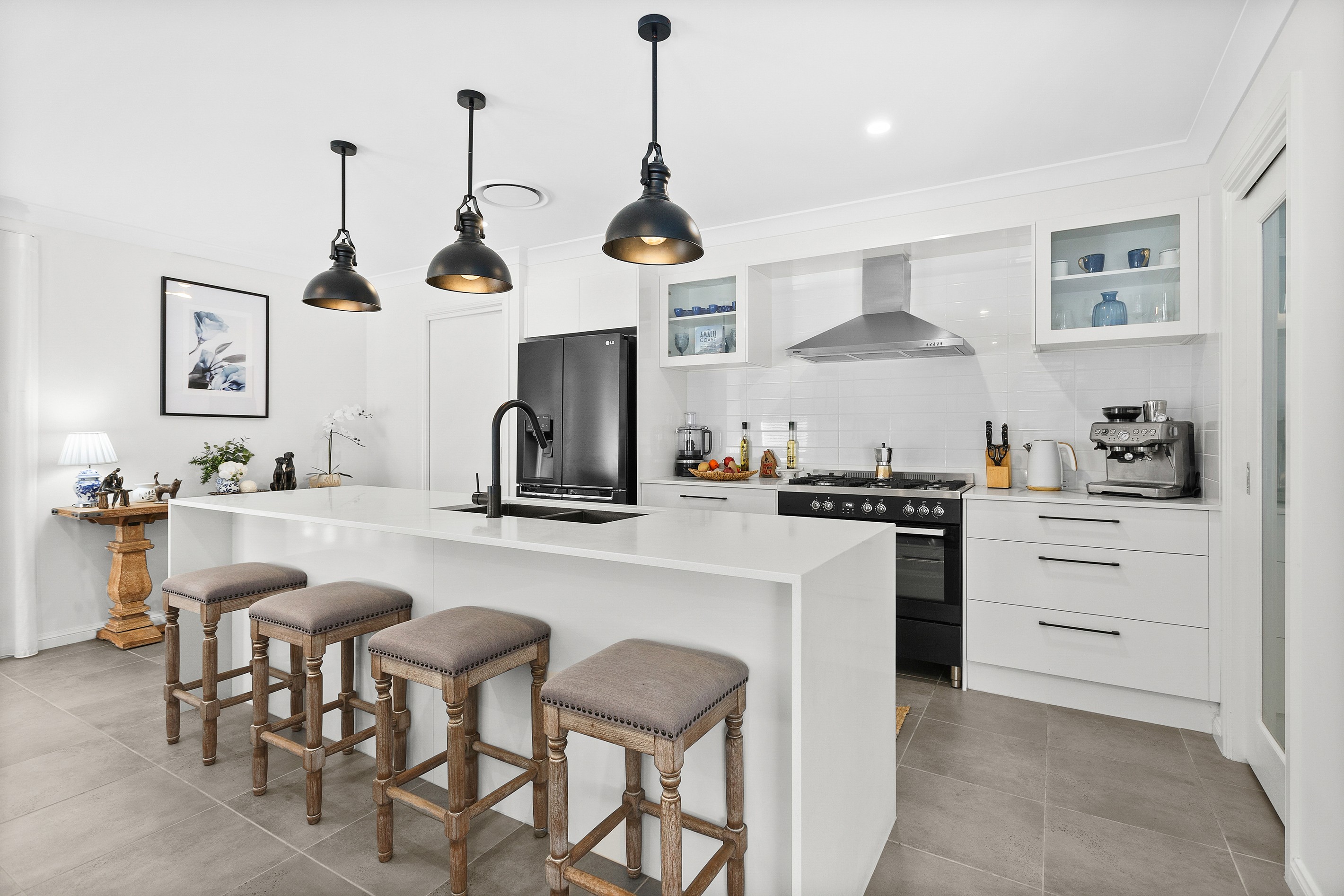 17 Messenger Road, Barrack Heights, NSW 2528