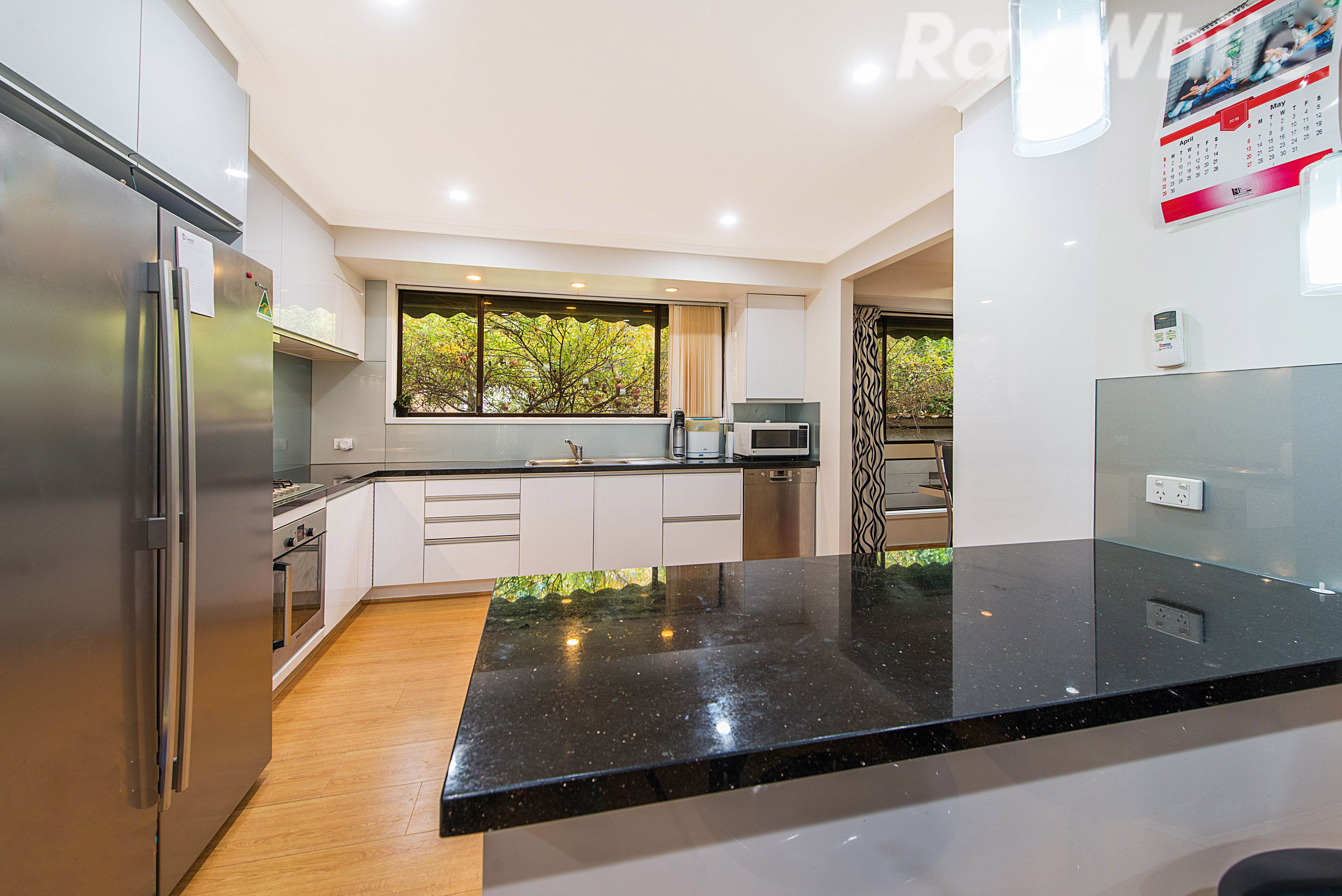 17 Dozey Place, Endeavour Hills, VIC 3802