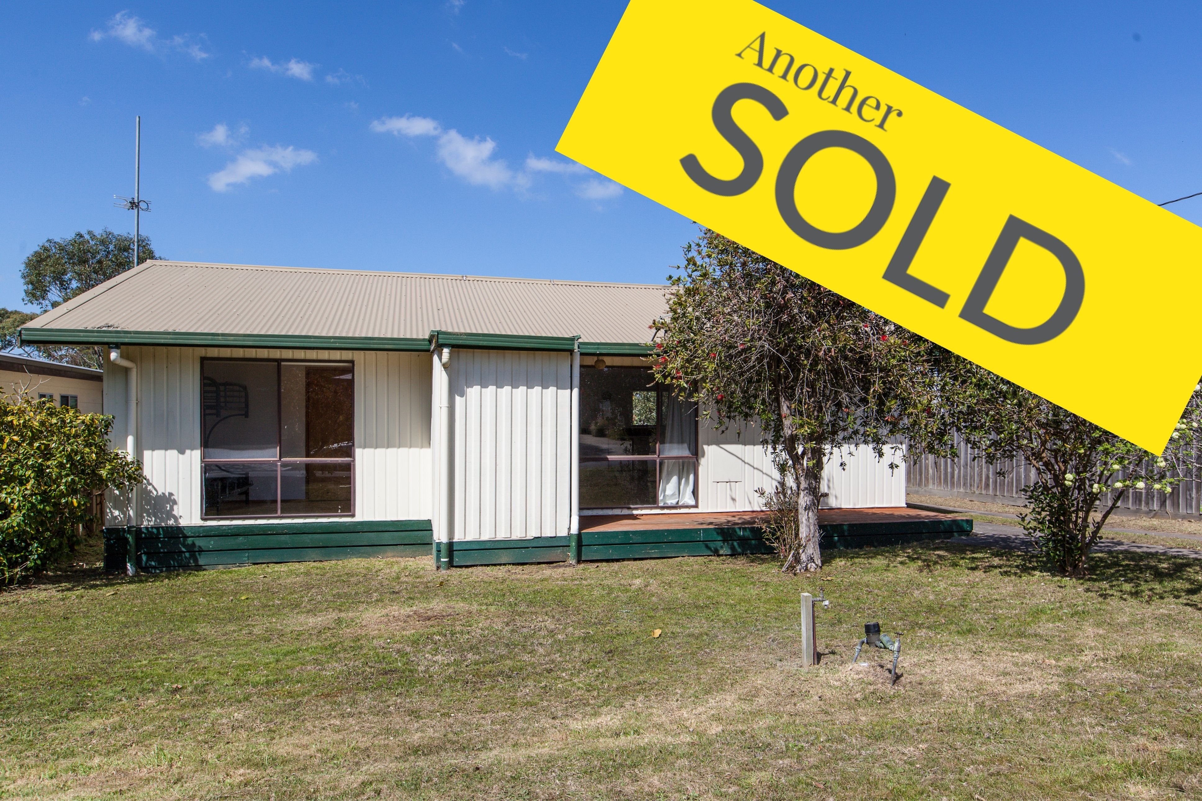 42 Pymble Avenue, Inverloch VIC 3996