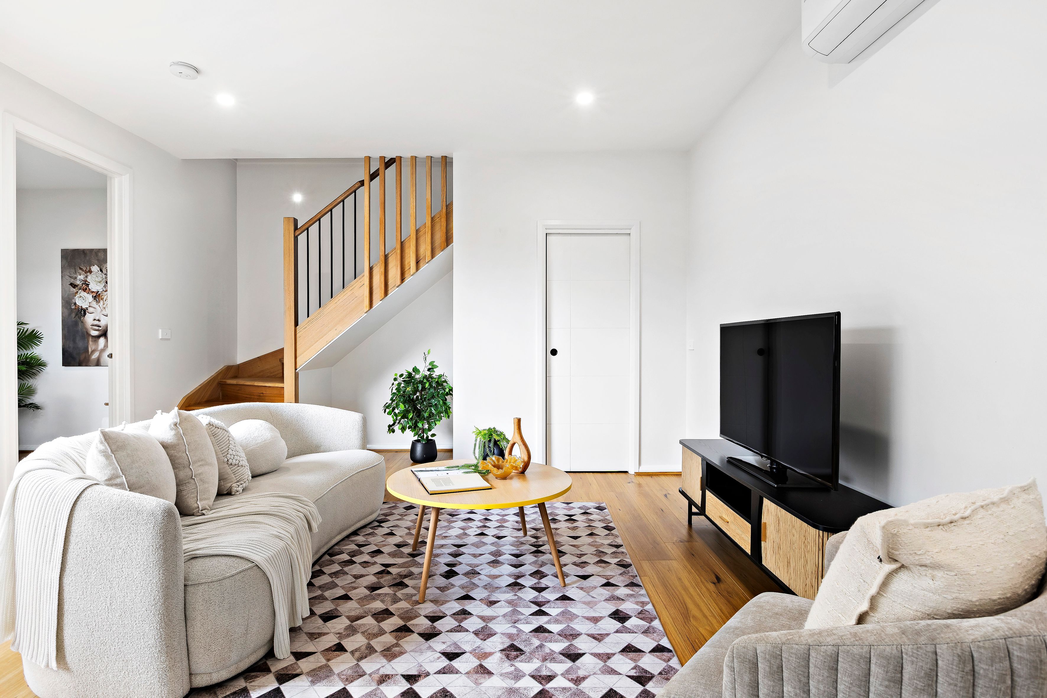 1/3 Sunset Boulevard, Jacana, VIC 3047