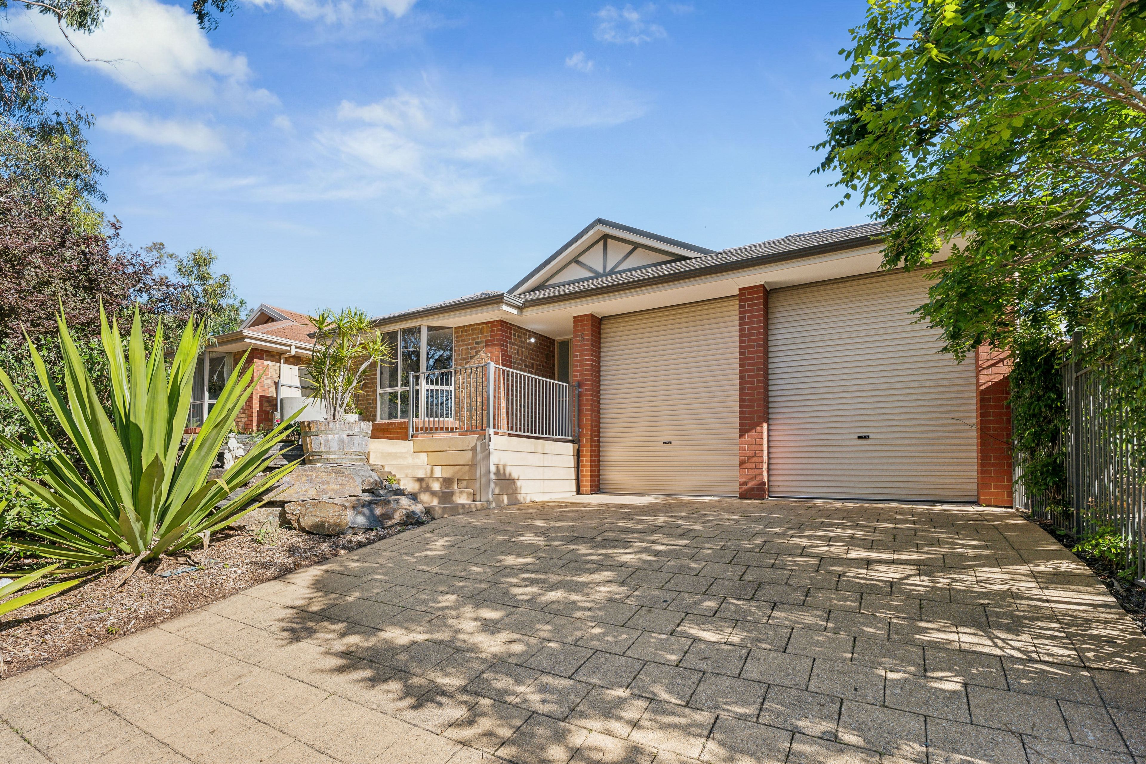 6 York Drive, Flagstaff Hill, SA 5159