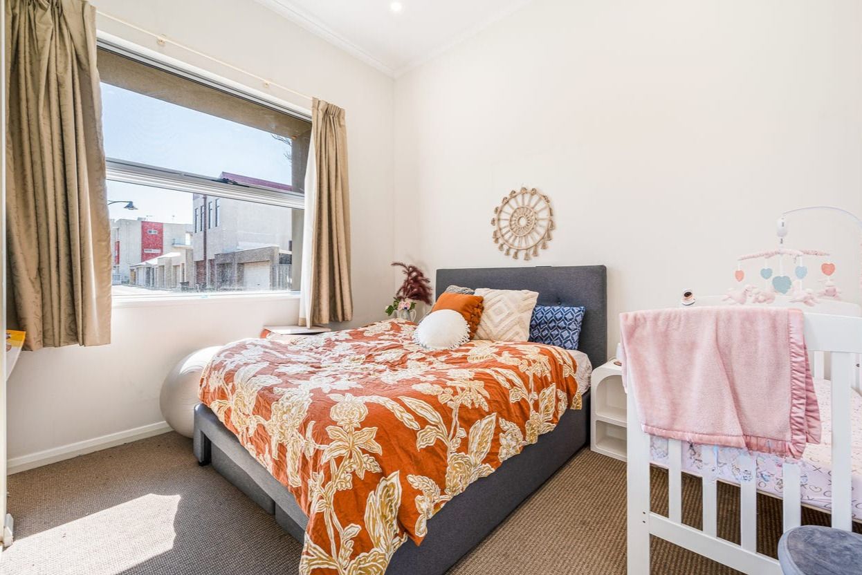 9 Northcote Walk — photo 6 of 9