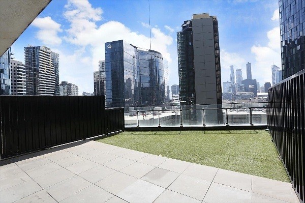 1002/45 Clarke Street, Southbank, VIC 3006