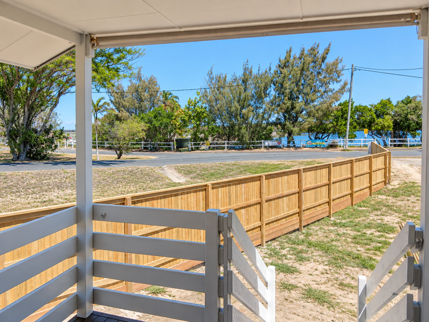 5 Causeway Esplanade — photo 9 of 10