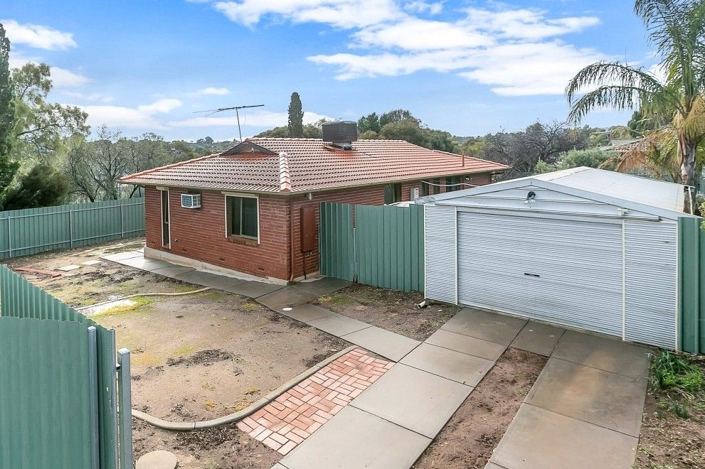 5 Hilliard Place, Para Vista SA 5093